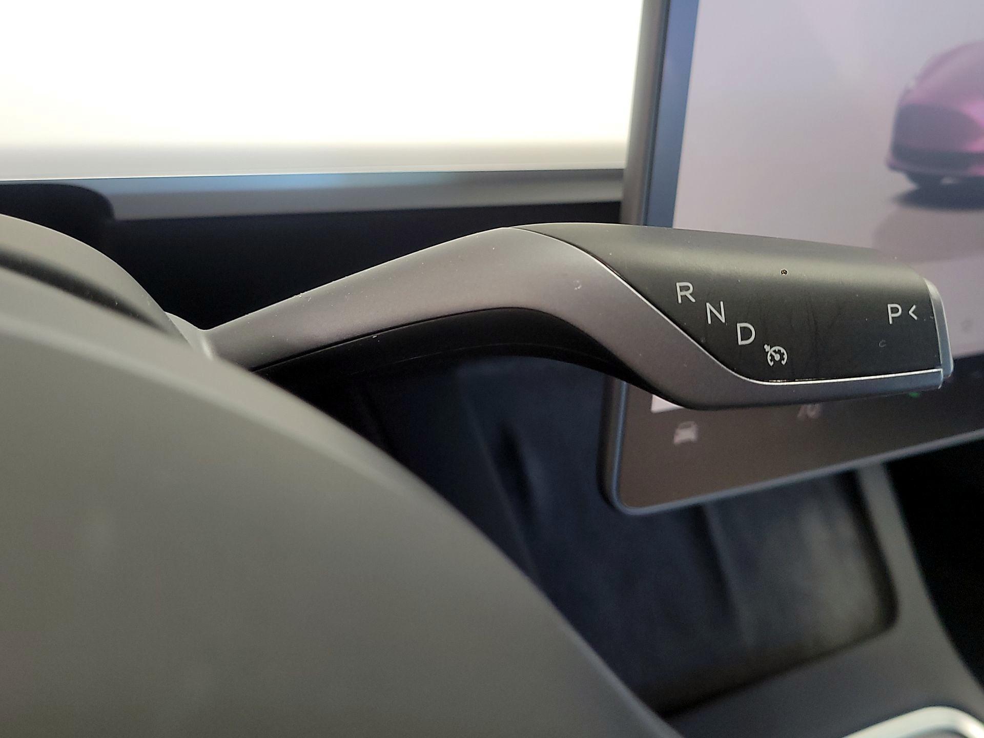 Thumbnail: 2023 Tesla Model 3 - 17