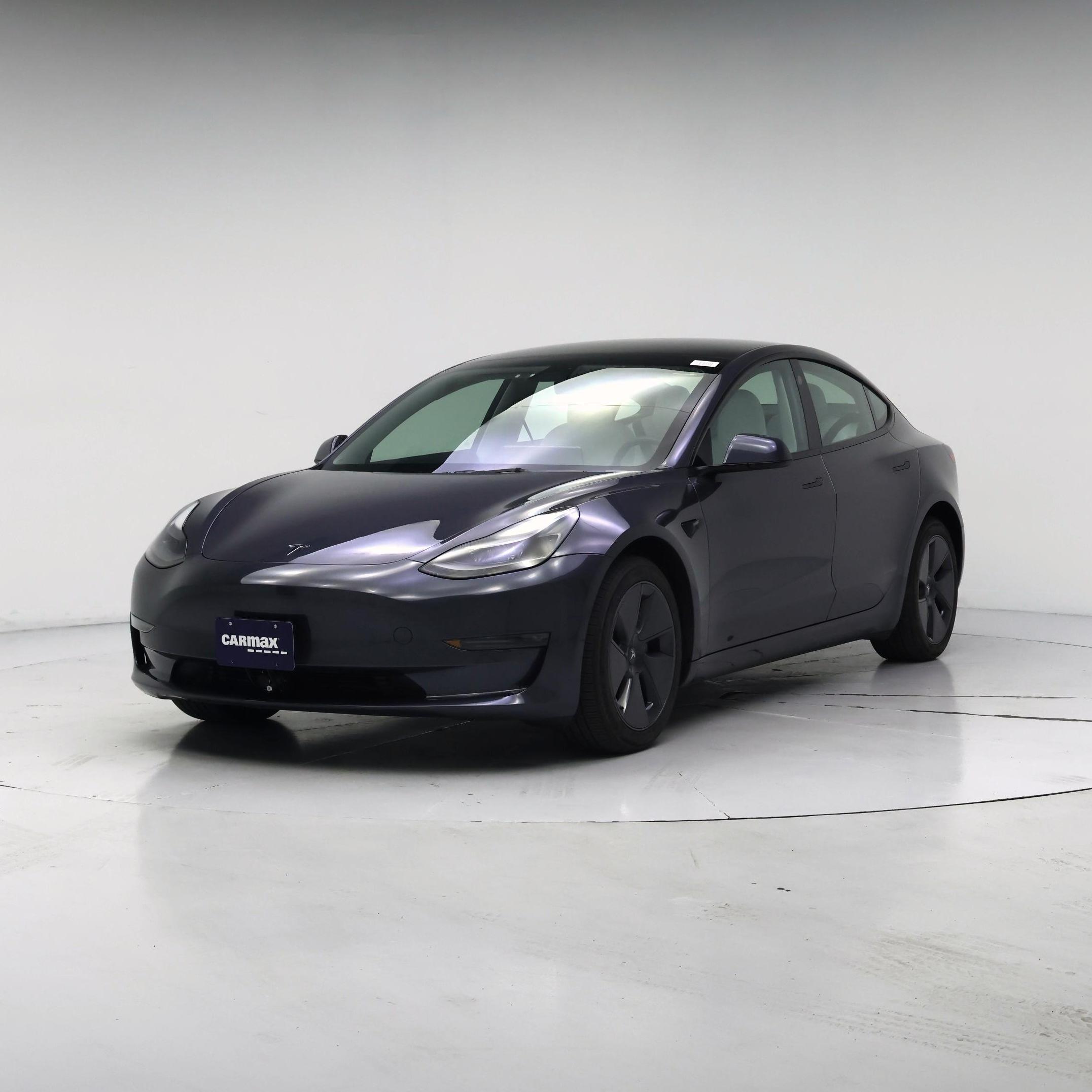 Thumbnail: 2023 Tesla Model 3 - 4