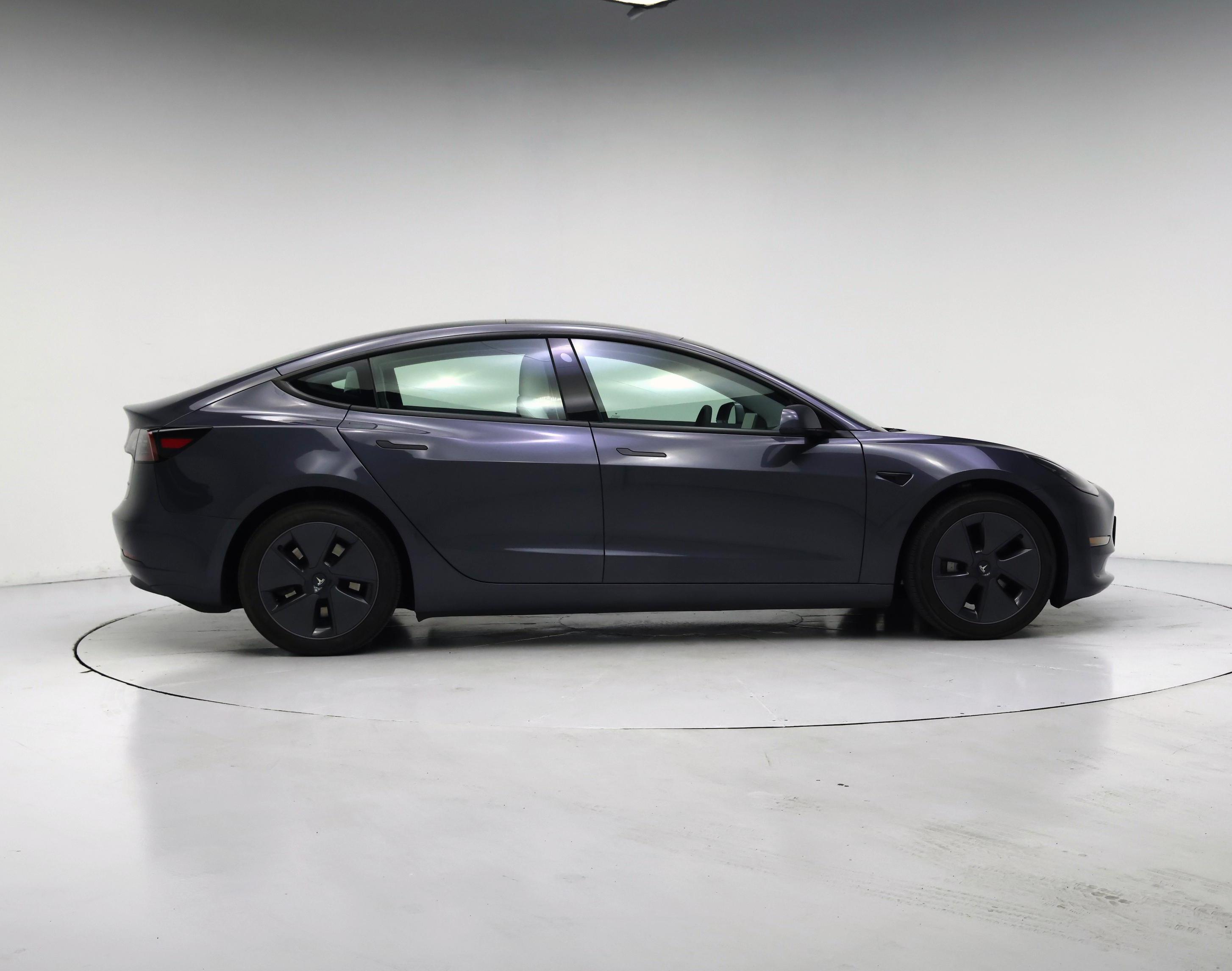 Thumbnail: 2023 Tesla Model 3 - 7