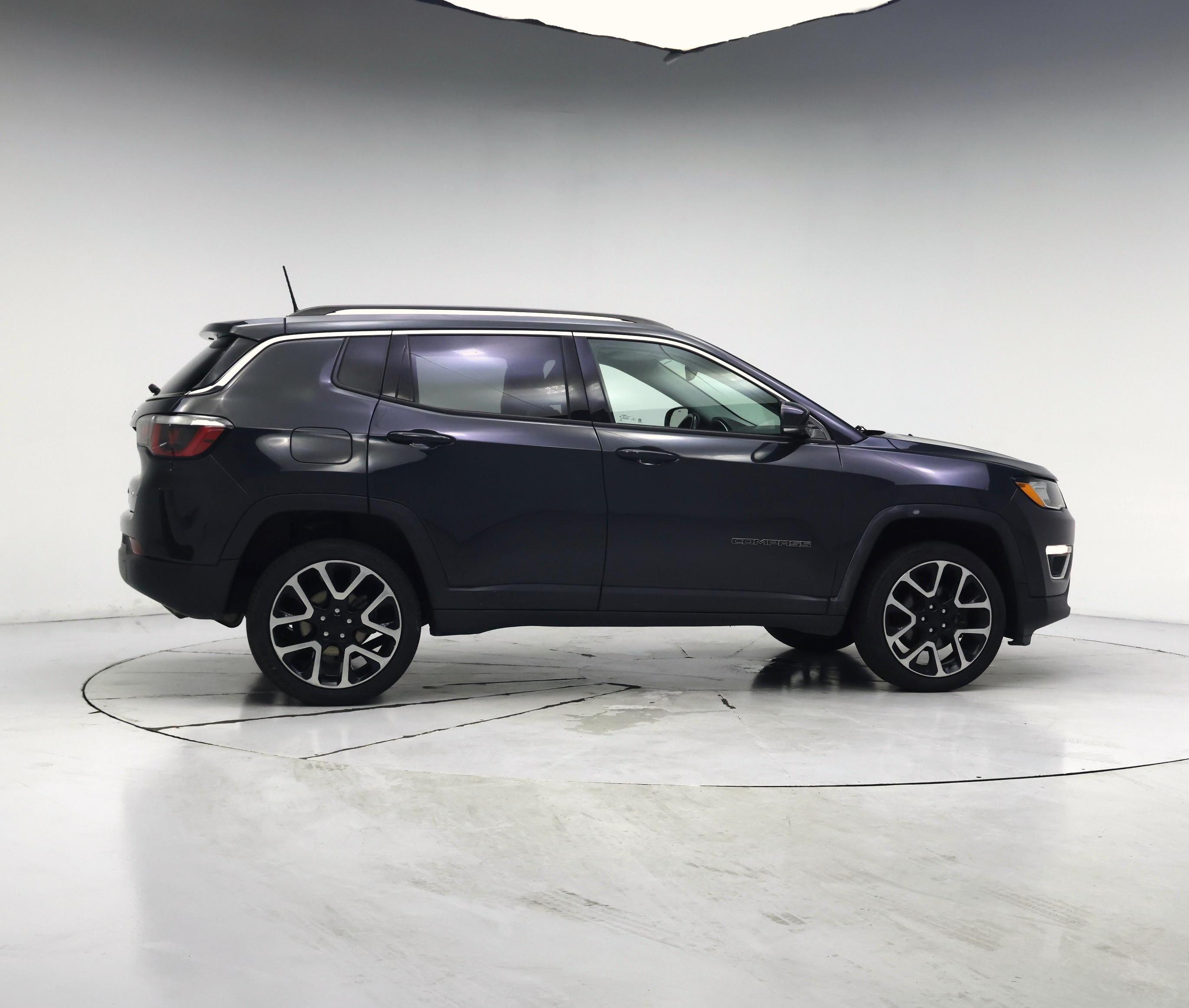 Thumbnail: 2017 Jeep Compass - 7