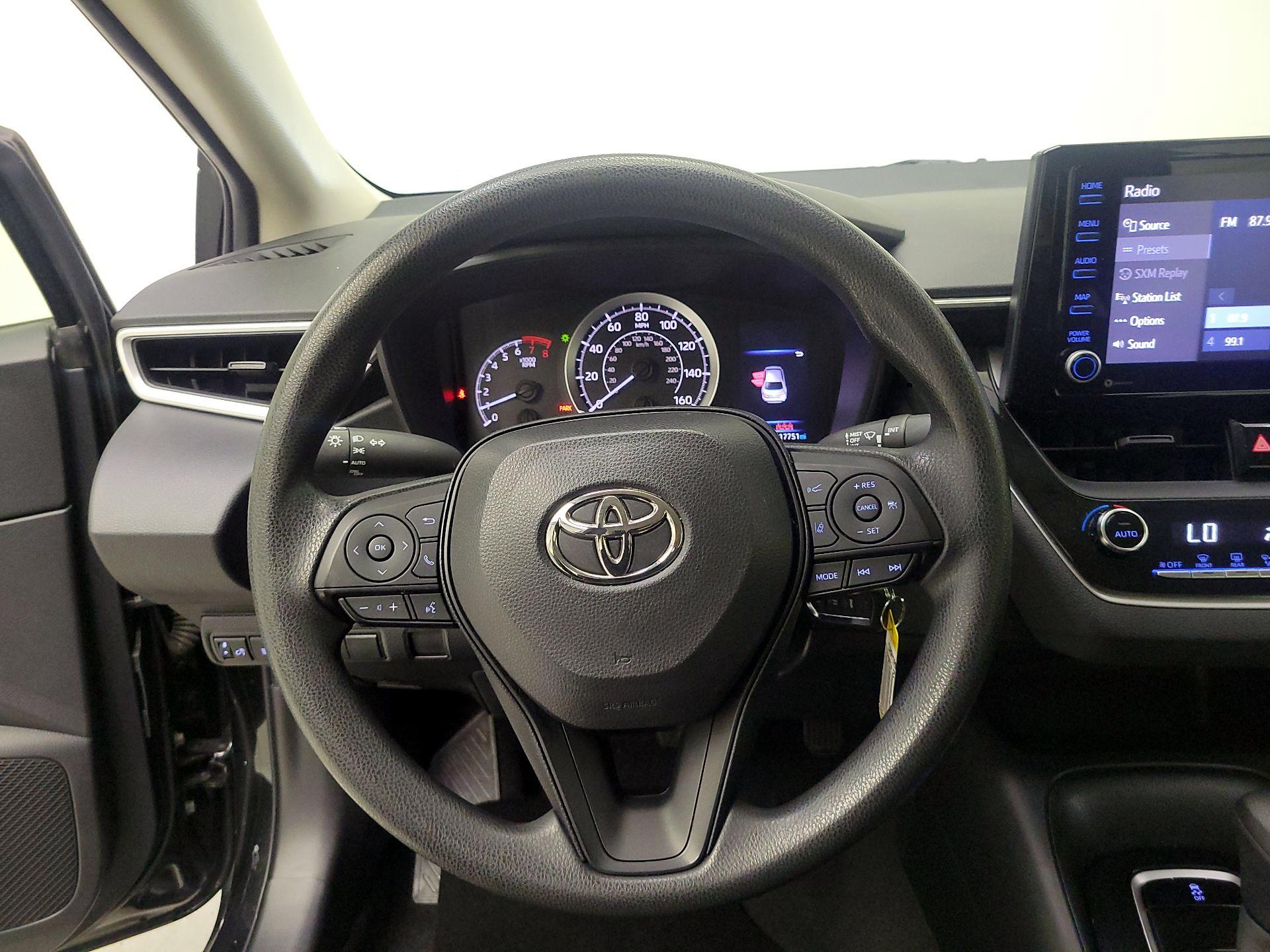 Thumbnail: 2022 Toyota Corolla - 10
