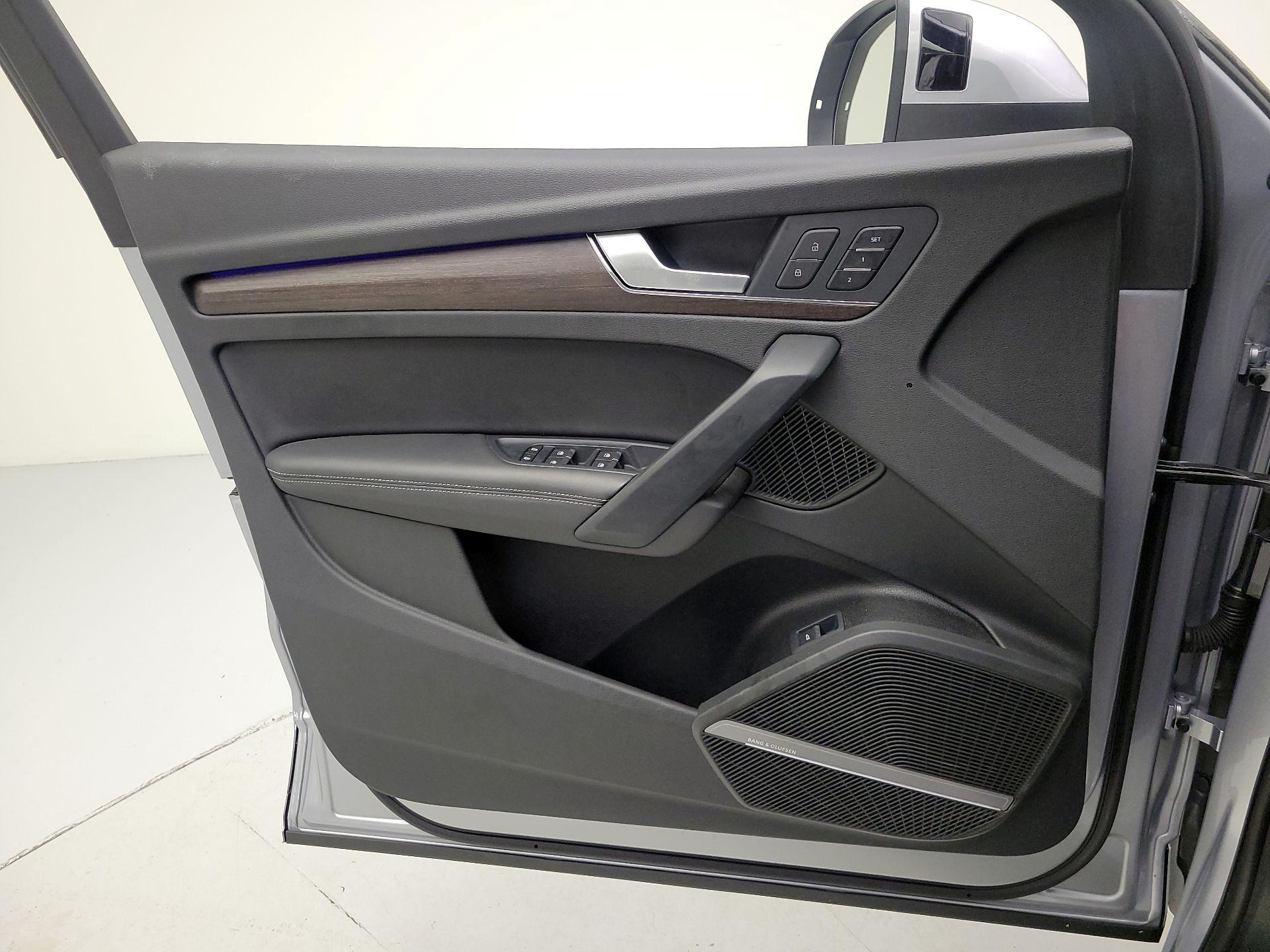Thumbnail: 2023 Audi Q5 - 12