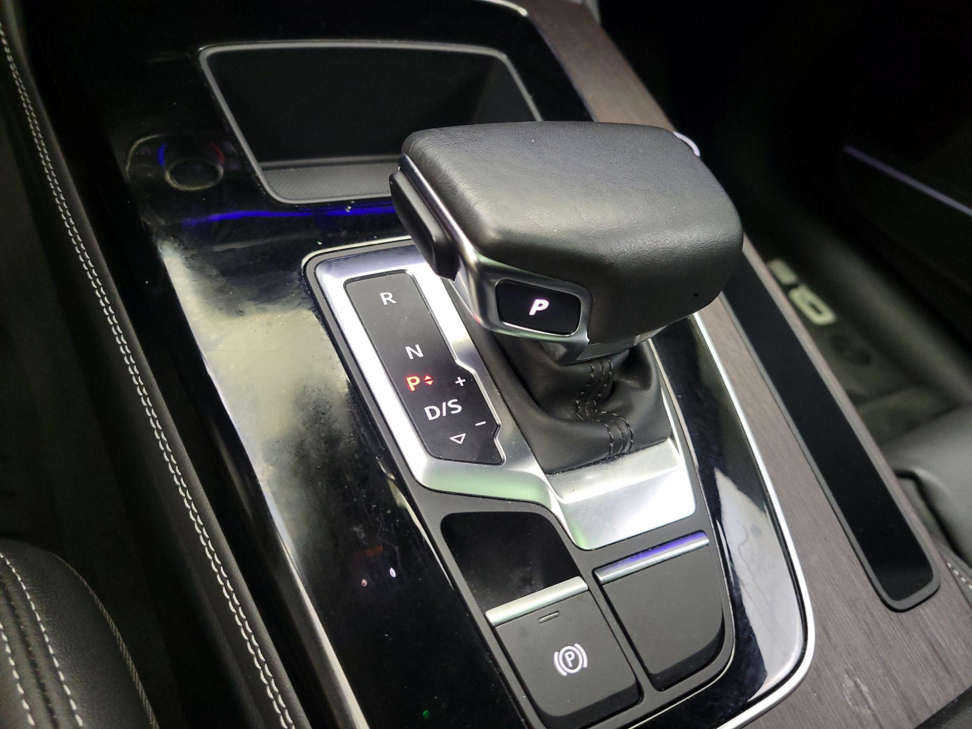 Thumbnail: 2023 Audi Q5 - 18