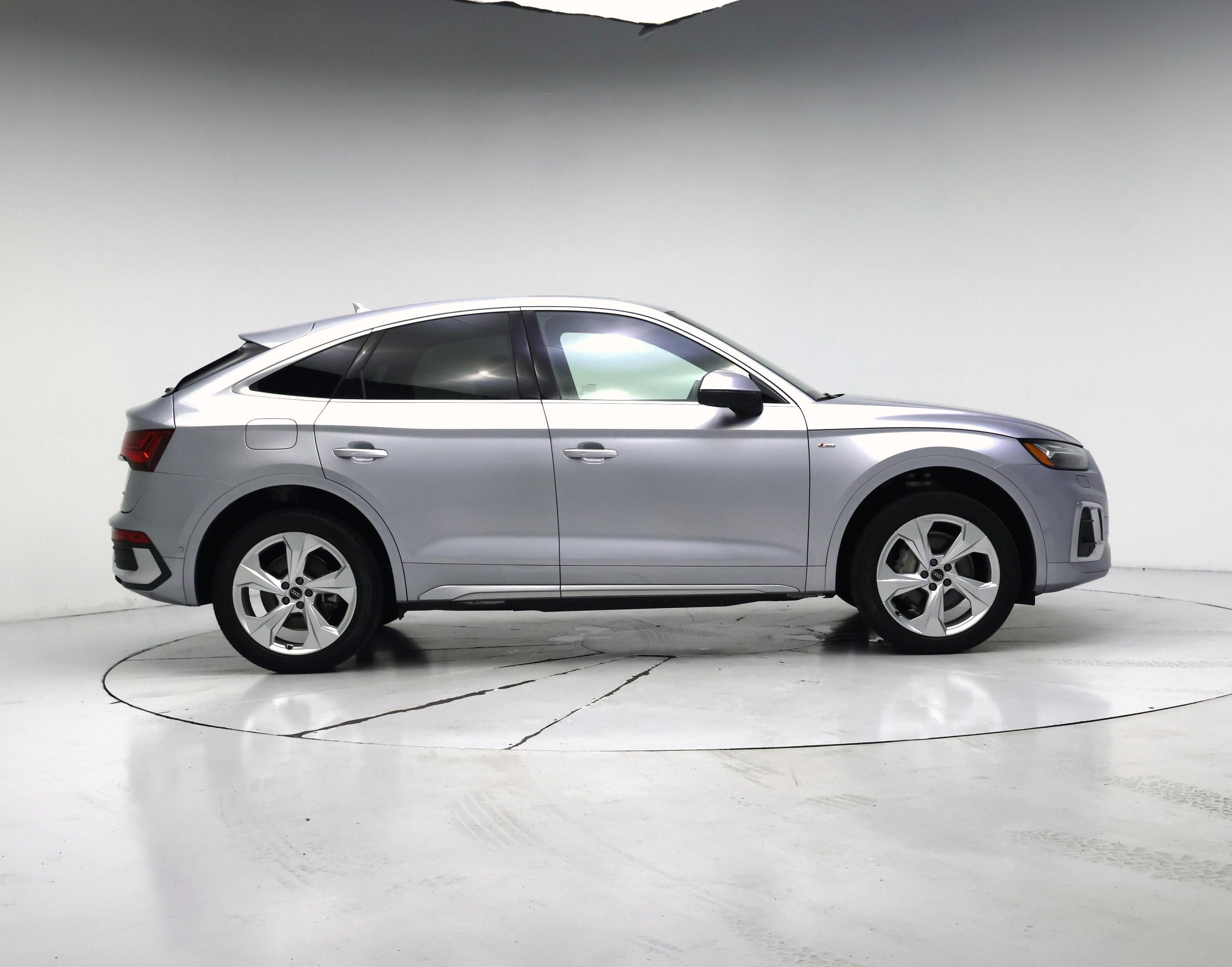 Thumbnail: 2023 Audi Q5 - 7