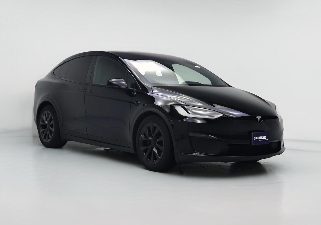 2023 Tesla Model X Long Range in Black — CarMax photo