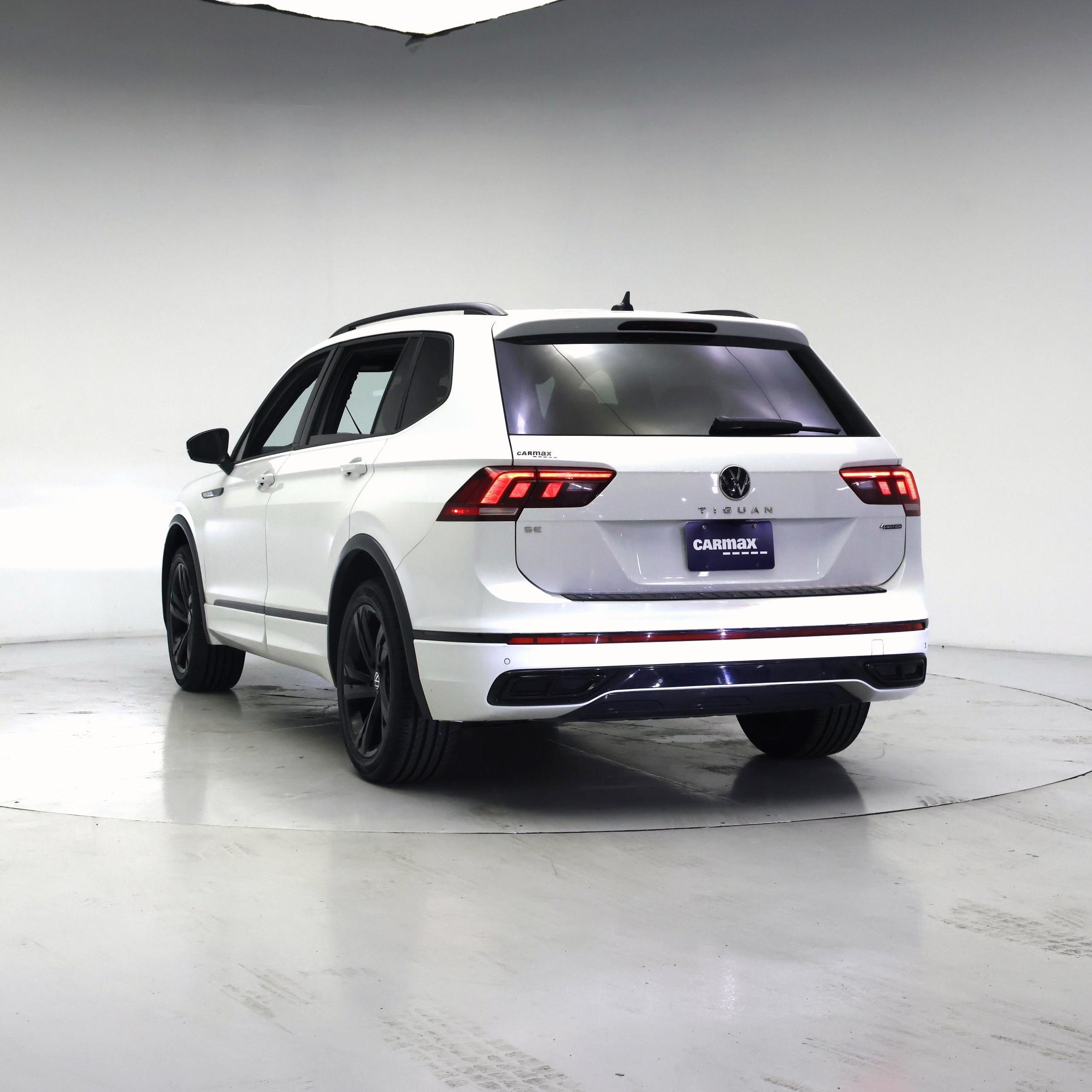 Thumbnail: 2024 Volkswagen Tiguan - 6