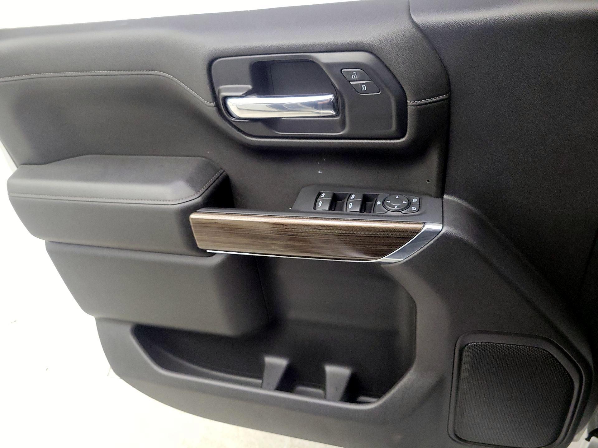 Thumbnail: 2021 Chevrolet Silverado 1500 - 12