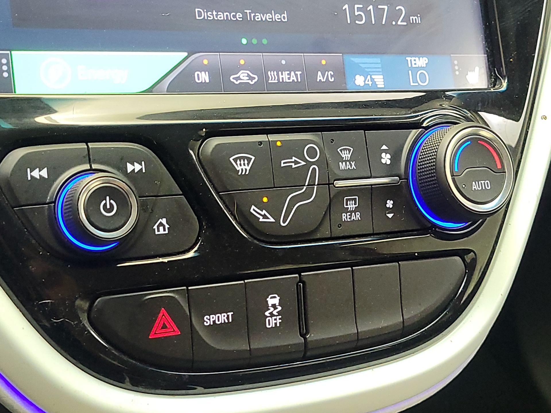 Thumbnail: 2021 Chevrolet Bolt EV - 16