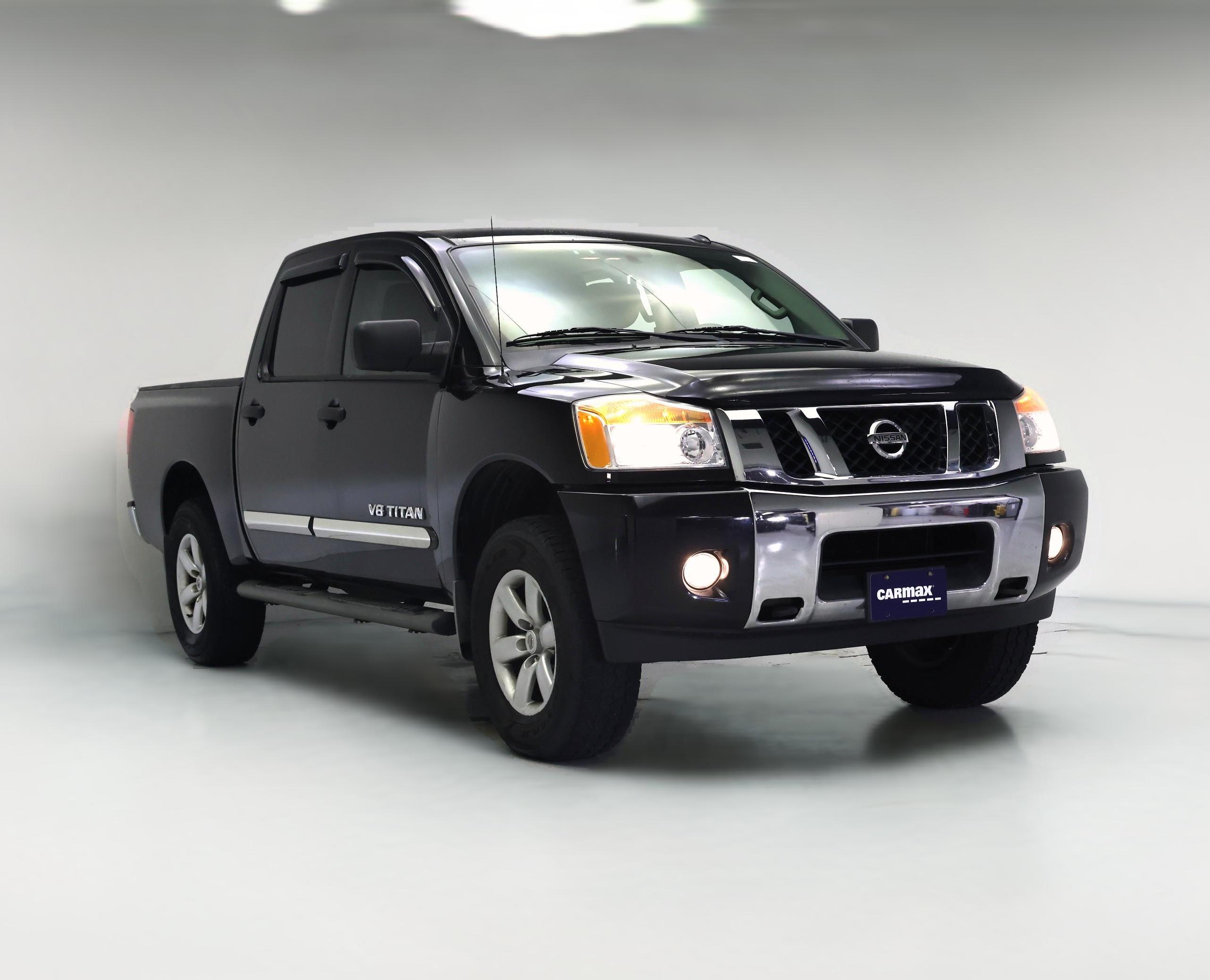 Thumbnail: 2014 Nissan Titan - 1