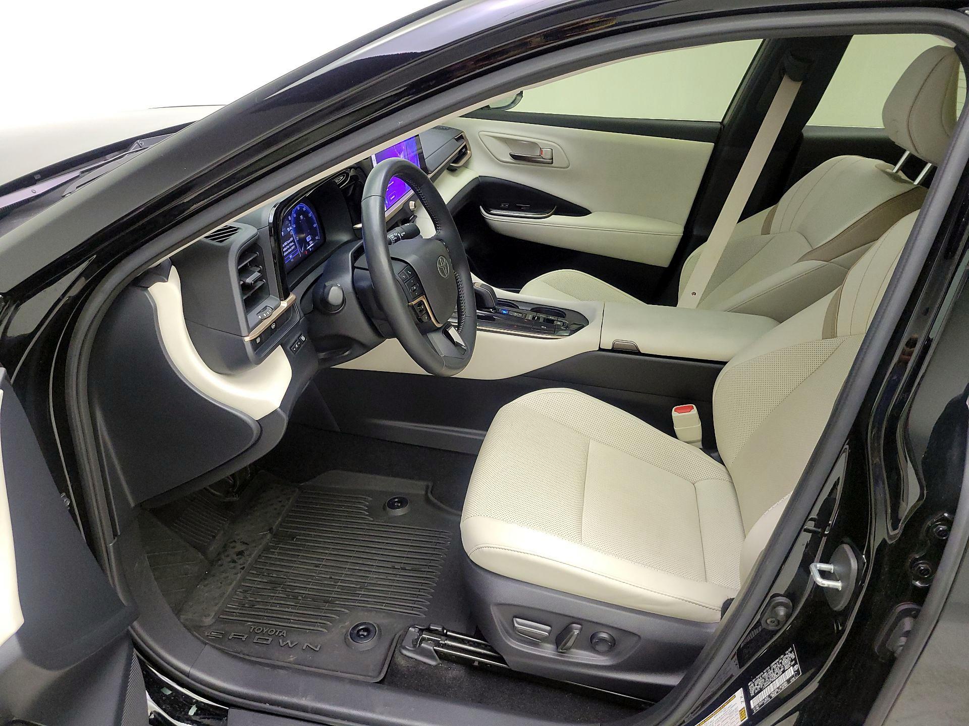 Thumbnail: 2024 Toyota Crown - 11