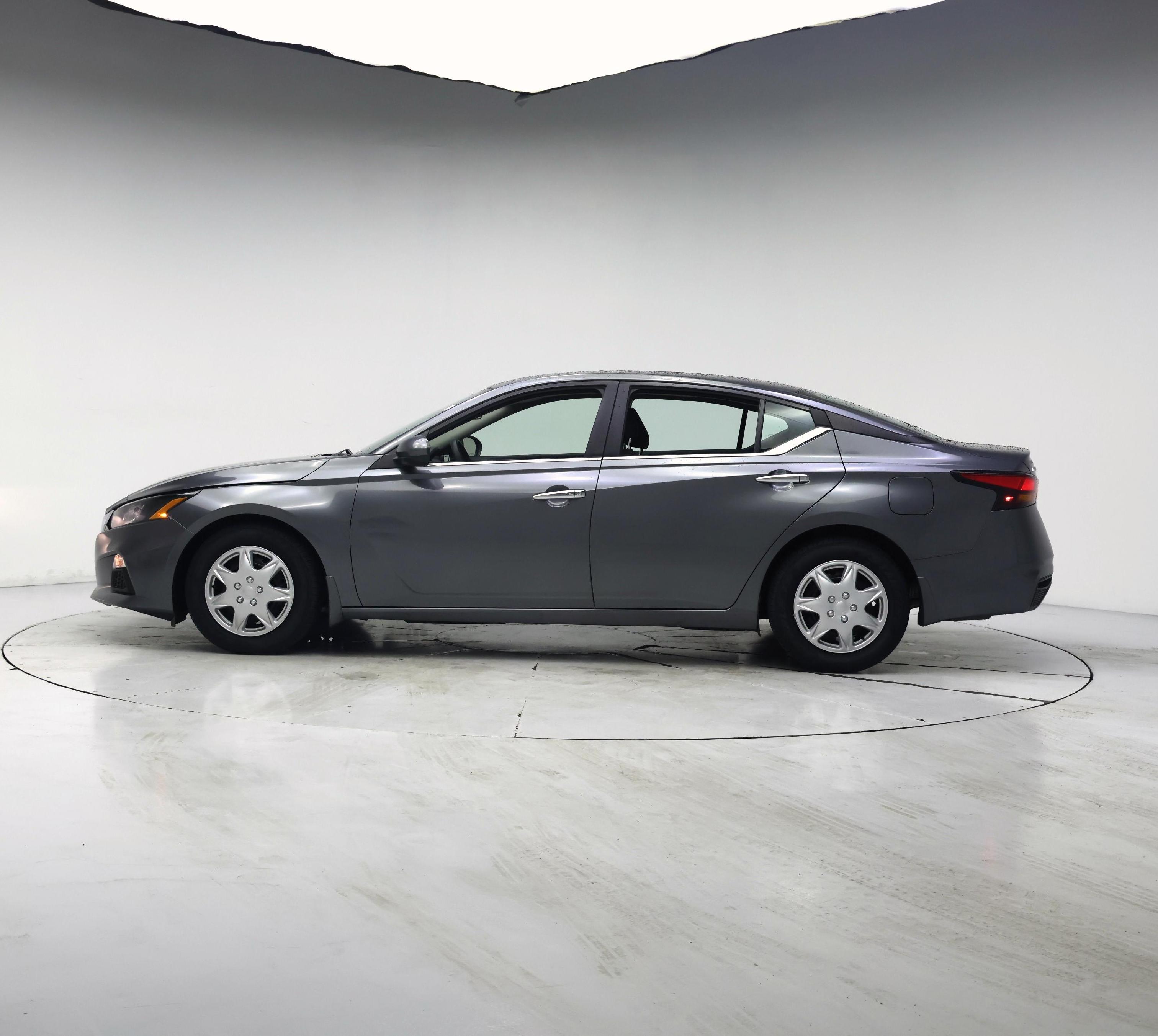 Thumbnail: 2022 Nissan Altima - 3