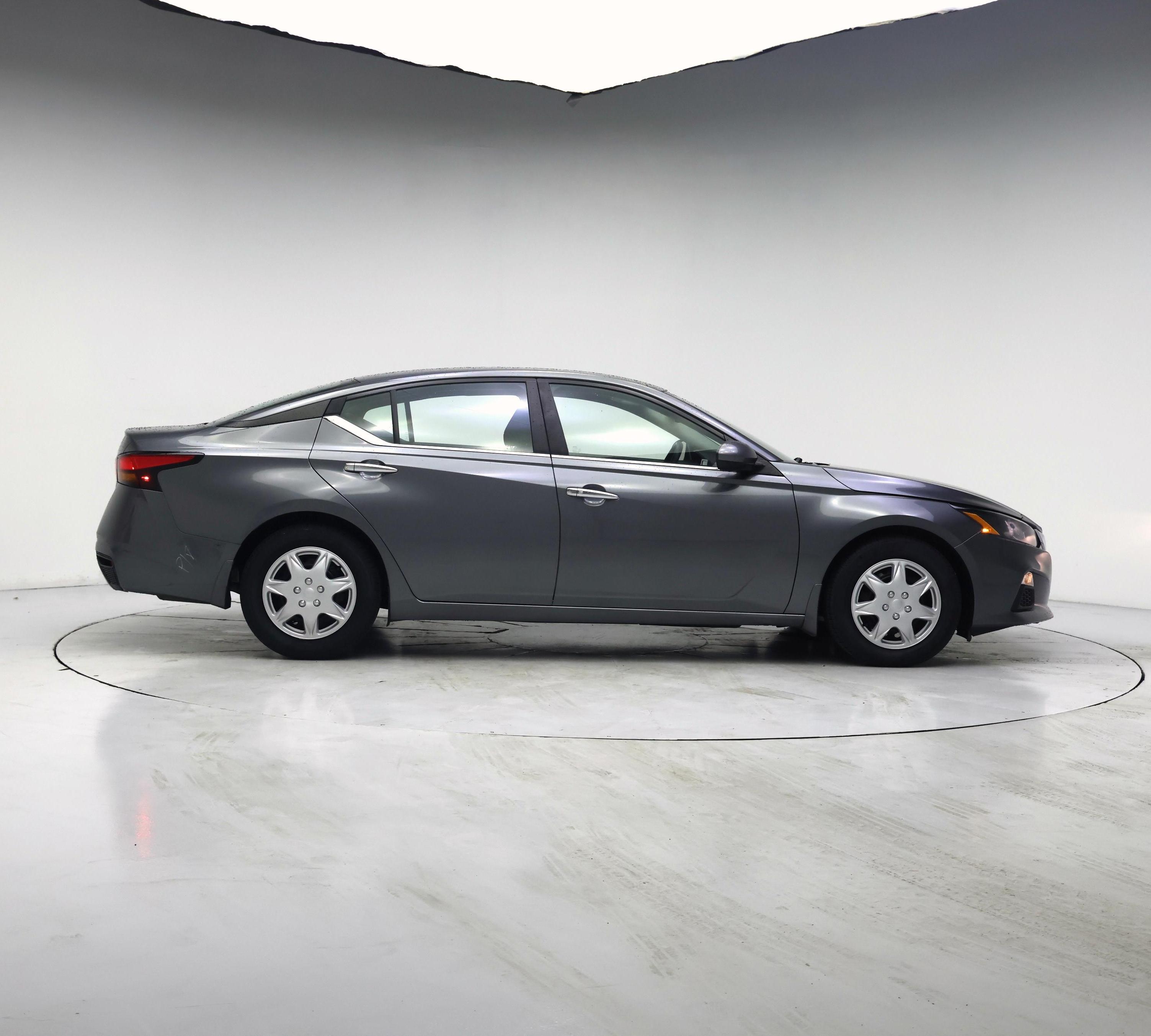 Thumbnail: 2022 Nissan Altima - 7