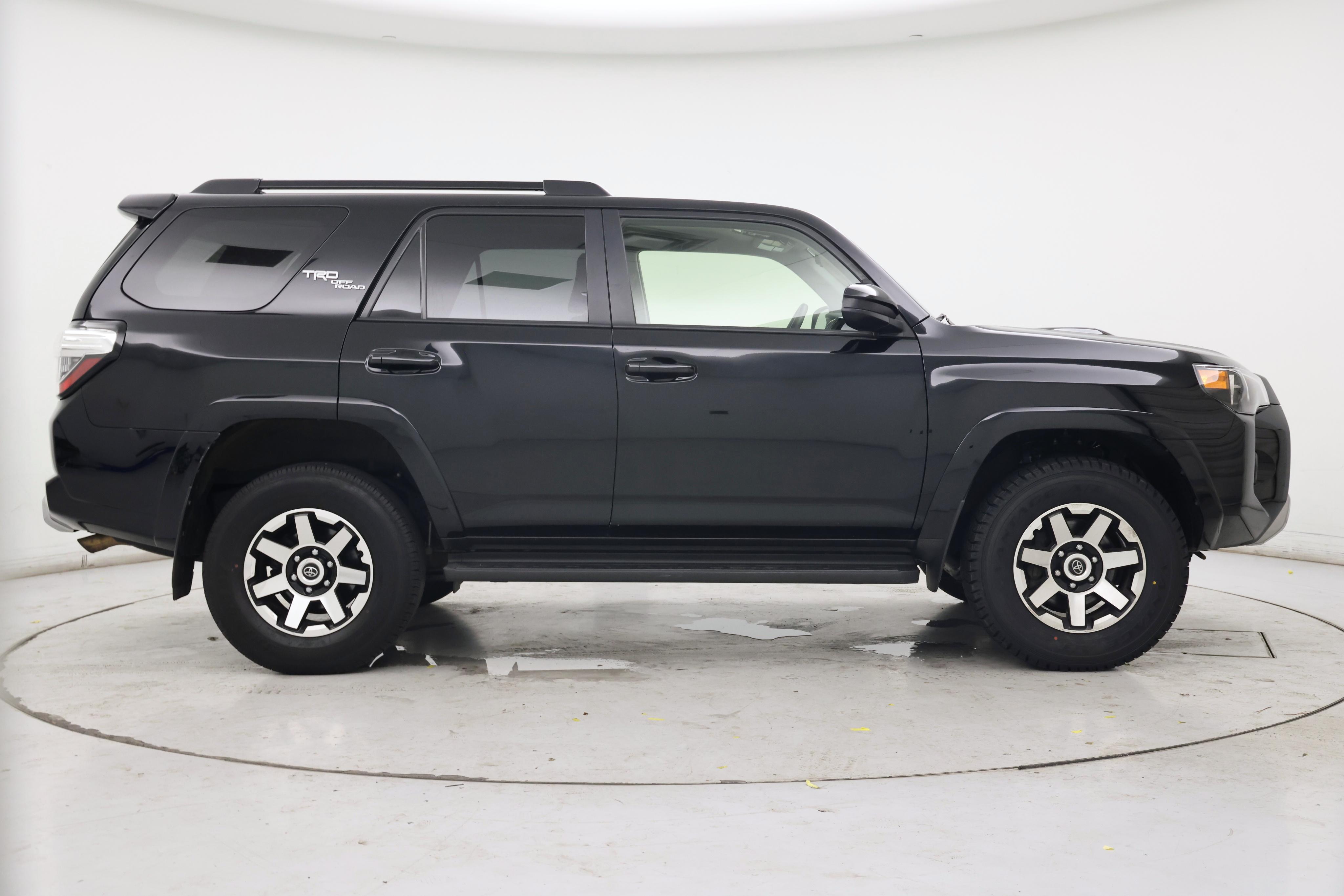 Thumbnail: 2024 Toyota 4Runner - 7