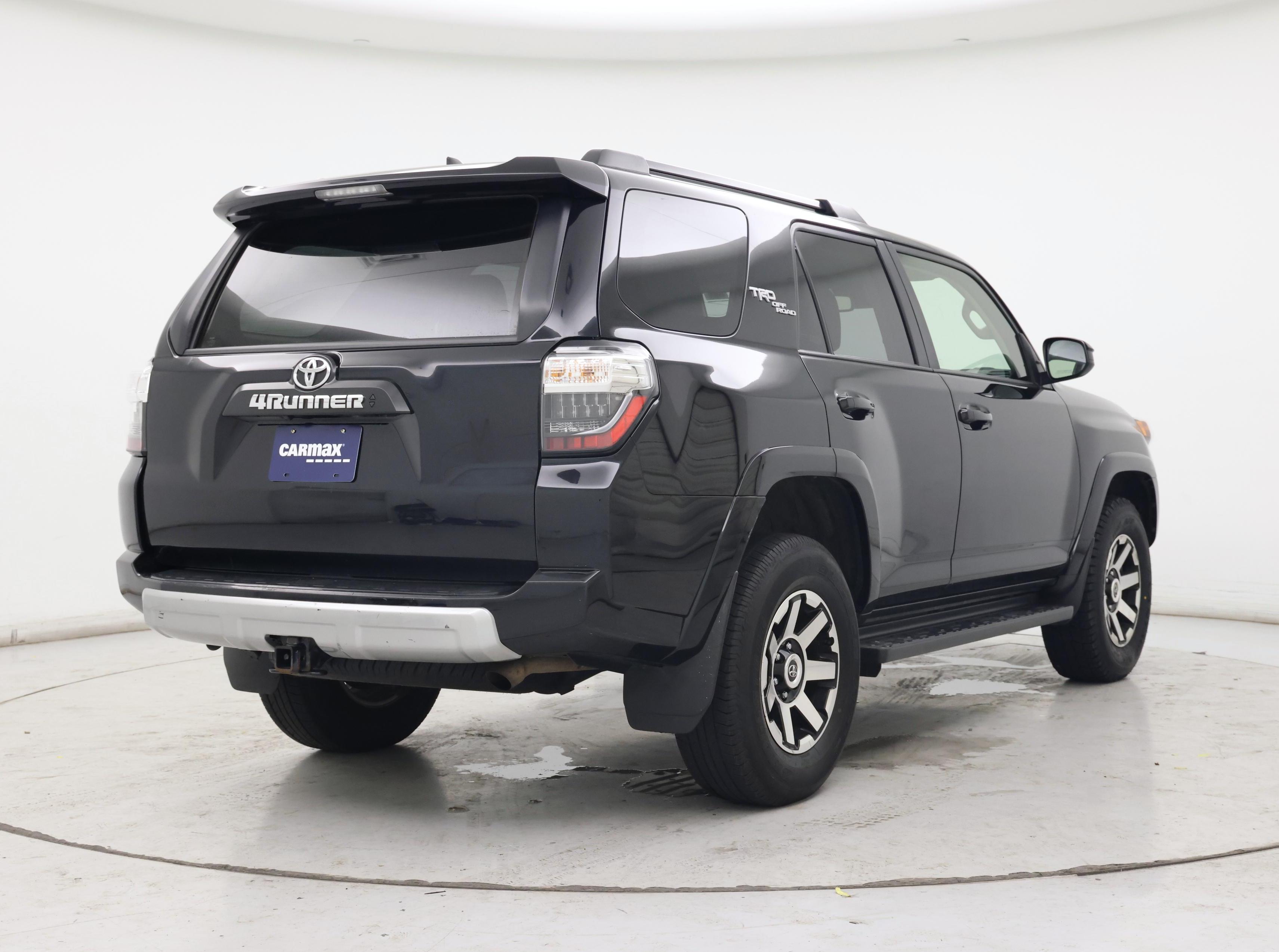 Thumbnail: 2024 Toyota 4Runner - 8