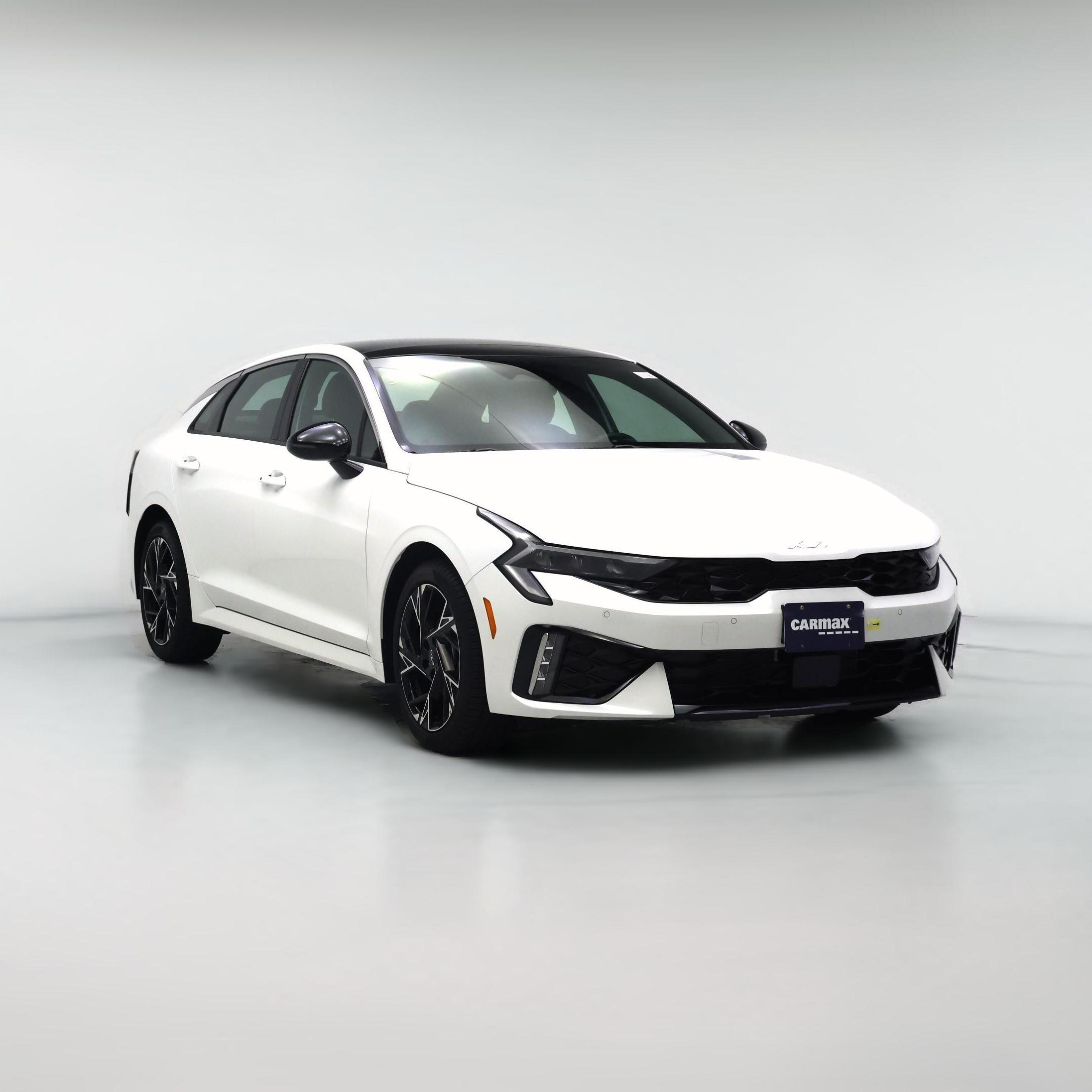 Thumbnail: 2025 Kia K5 - 1