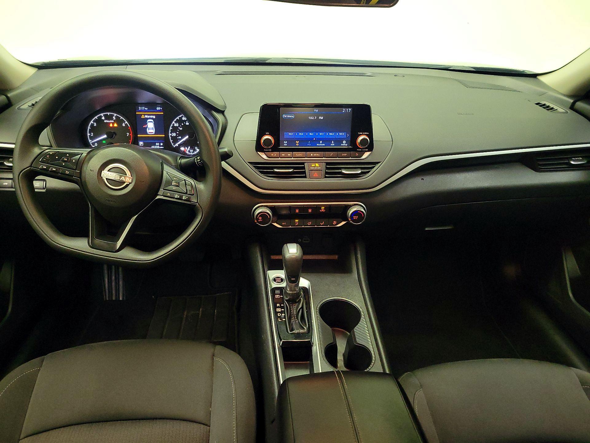 Thumbnail: 2023 Nissan Altima - 9