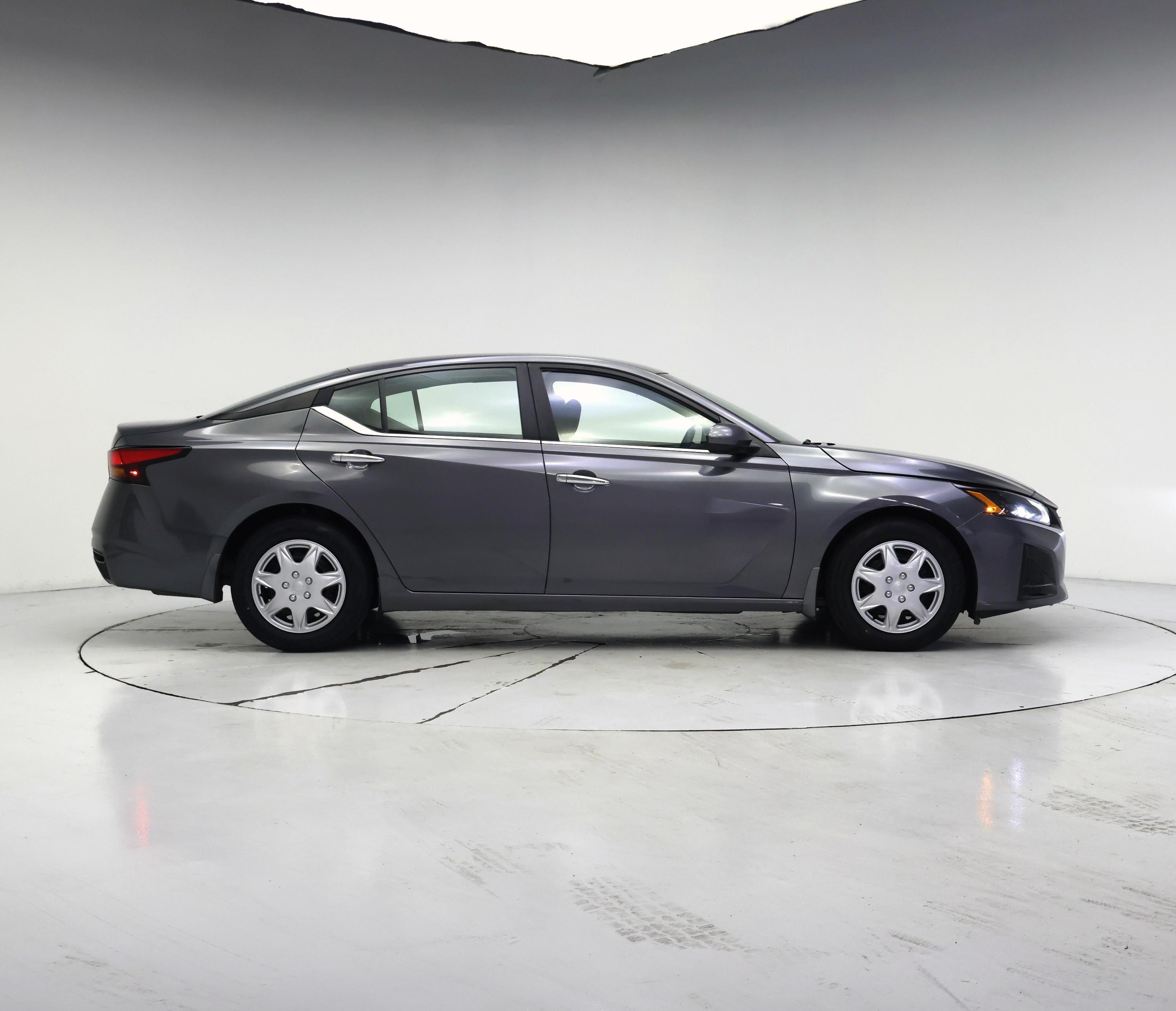 Thumbnail: 2023 Nissan Altima - 7
