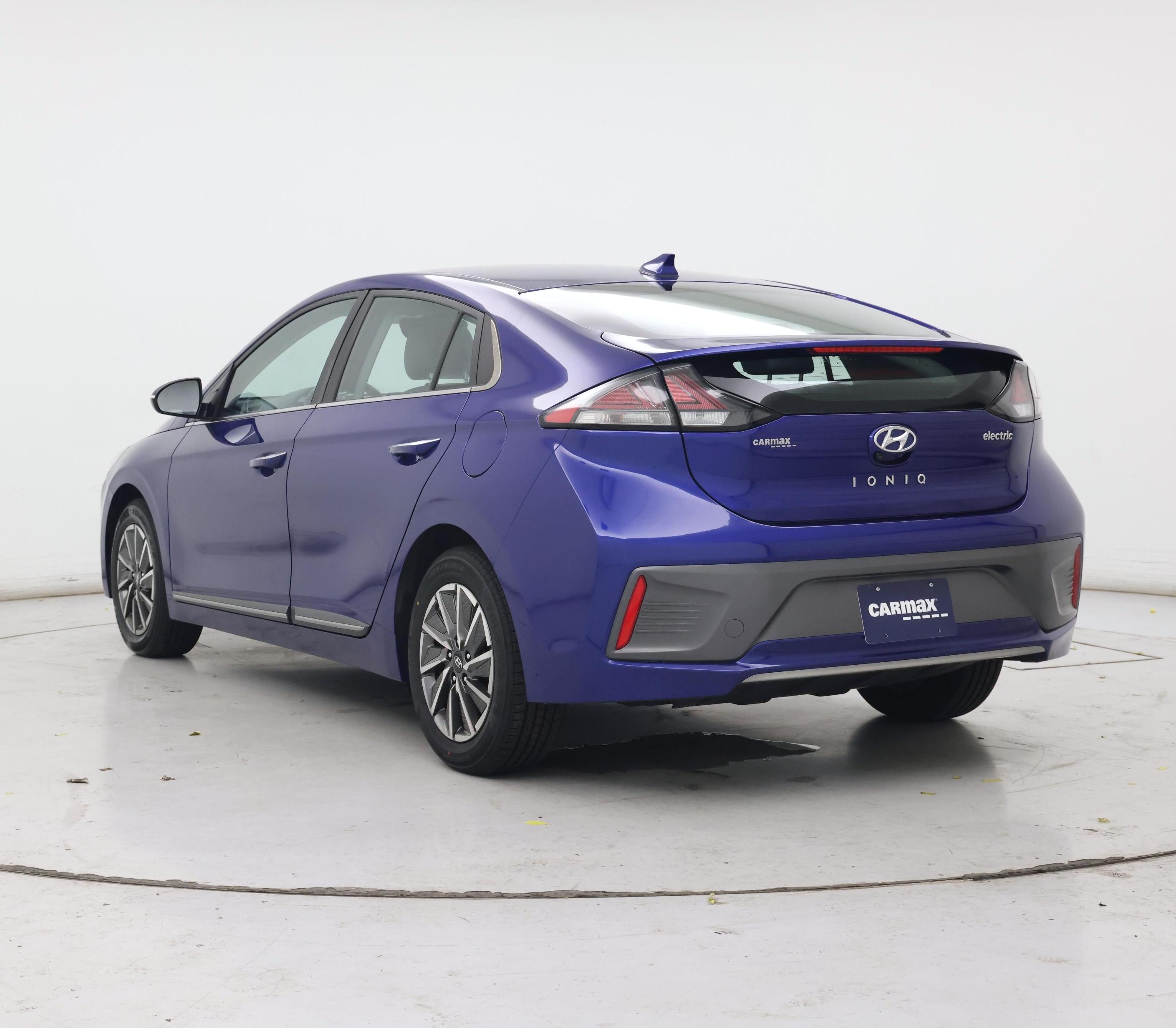 Thumbnail: 2021 Hyundai Ioniq - 2