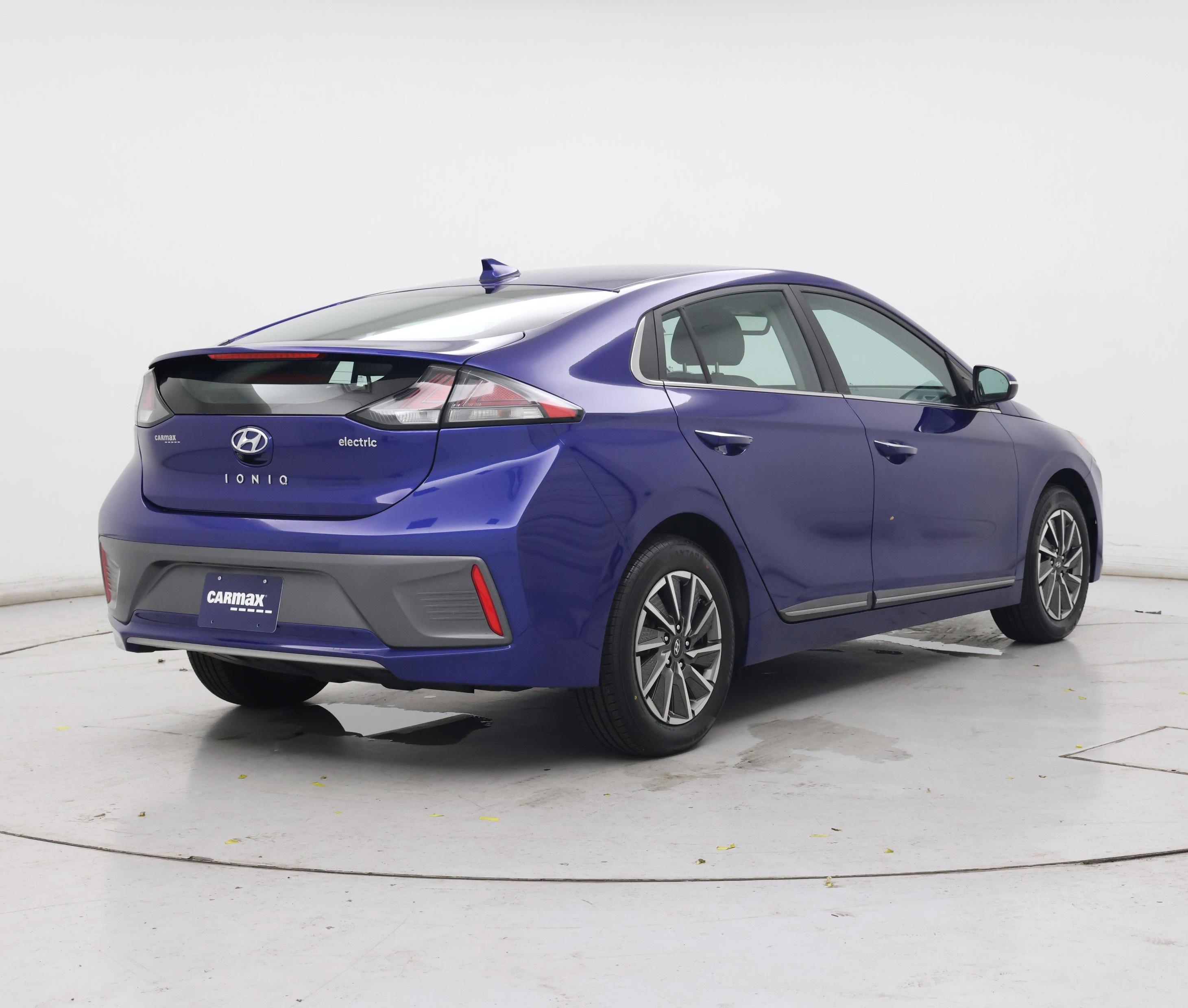Thumbnail: 2021 Hyundai Ioniq - 8