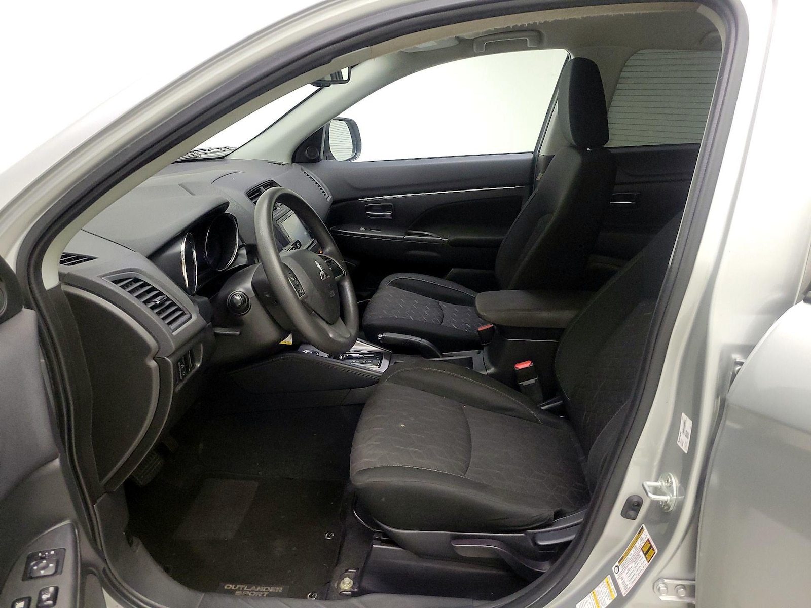 2023 Mitsubishi Outlander Sport ES - Photo 12