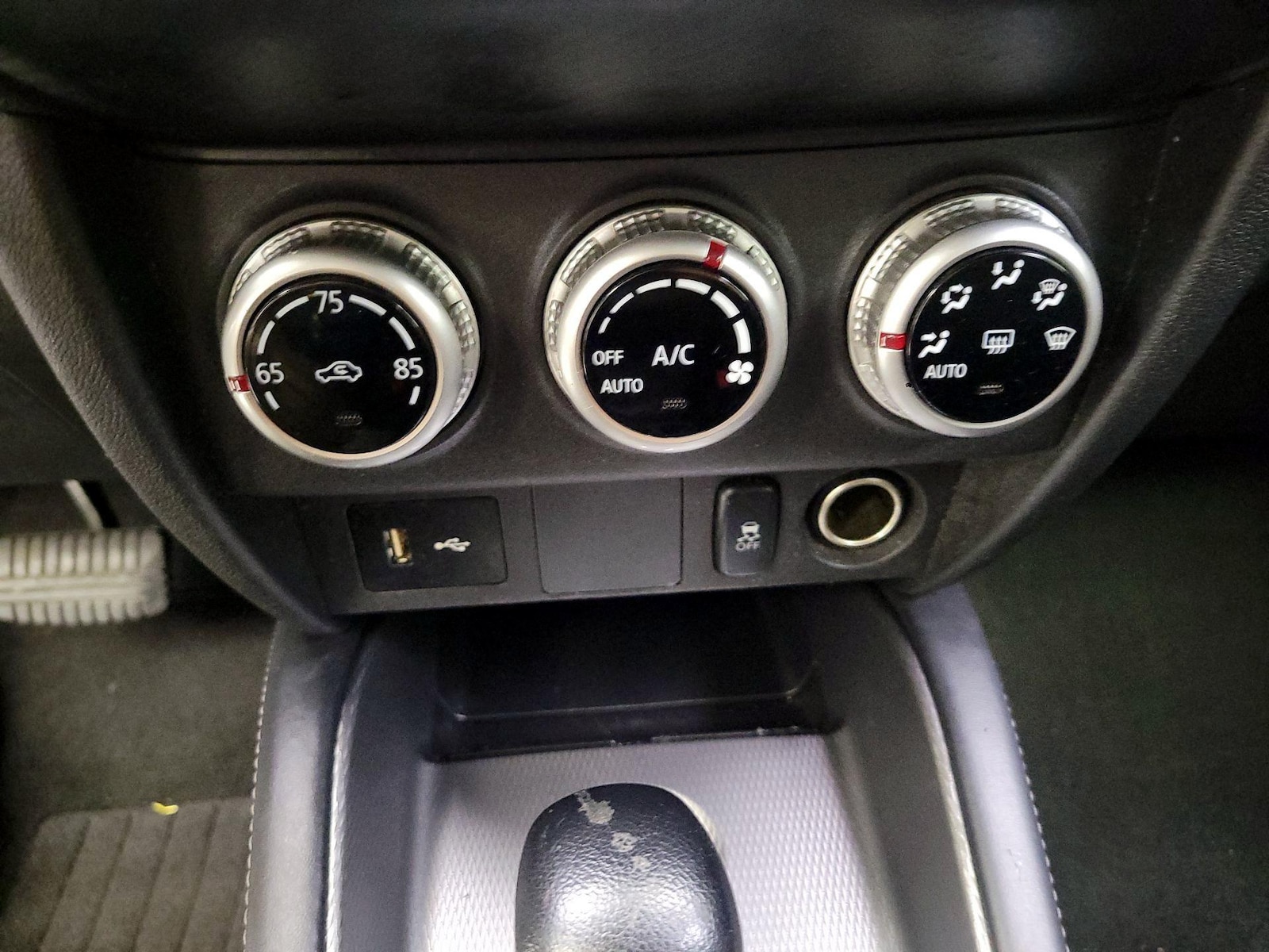 2023 Mitsubishi Outlander Sport ES - Photo 17