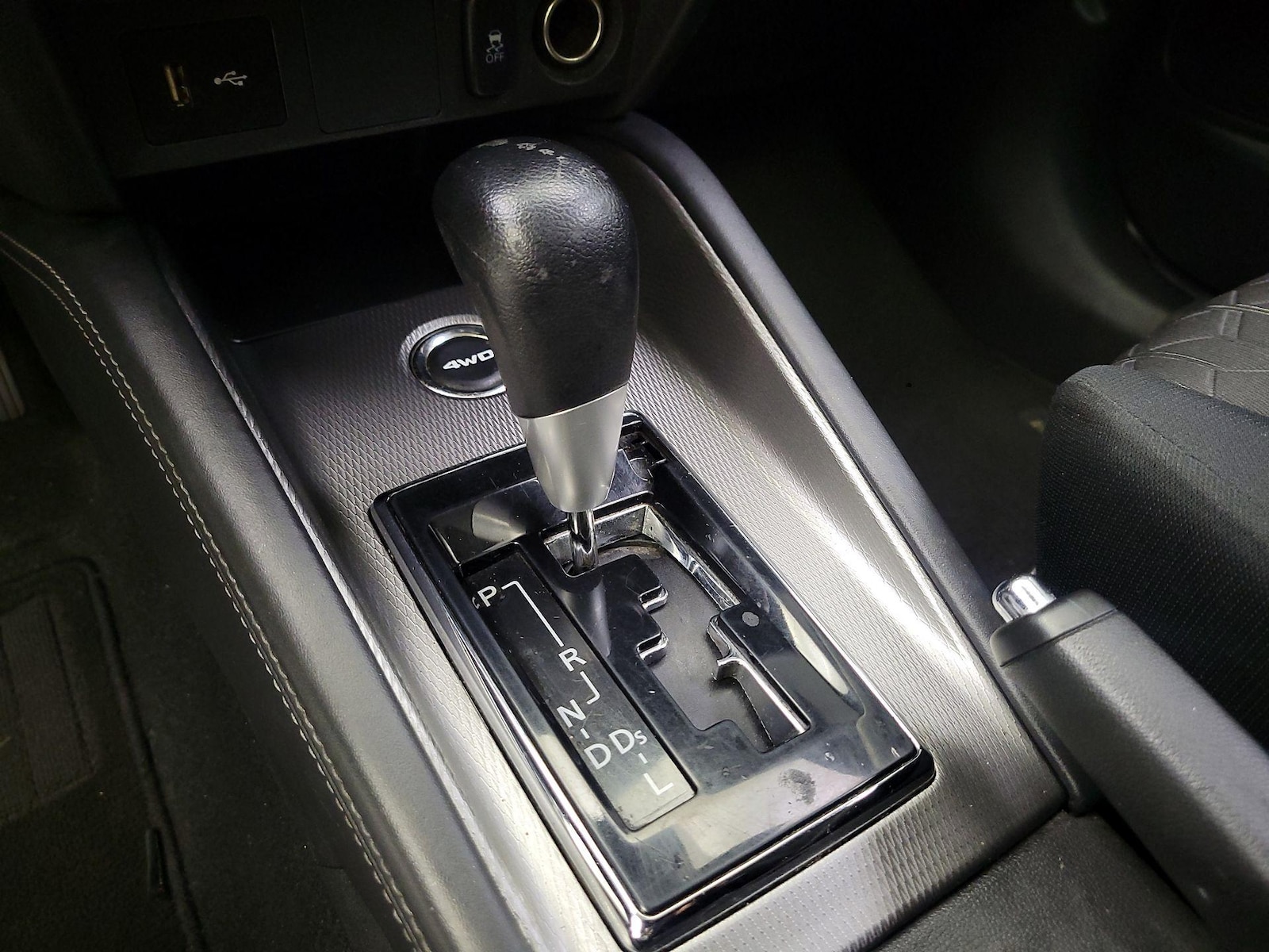 2023 Mitsubishi Outlander Sport ES - Photo 18