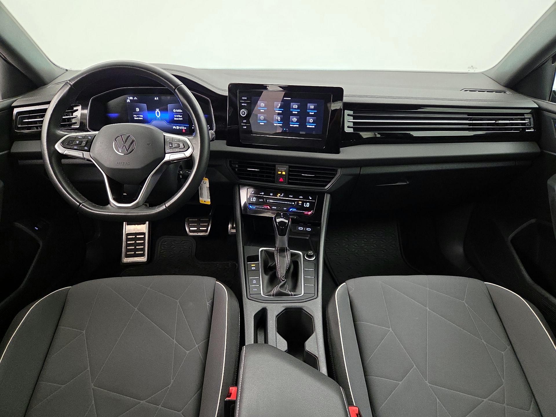 Thumbnail: 2025 Volkswagen Jetta - 9