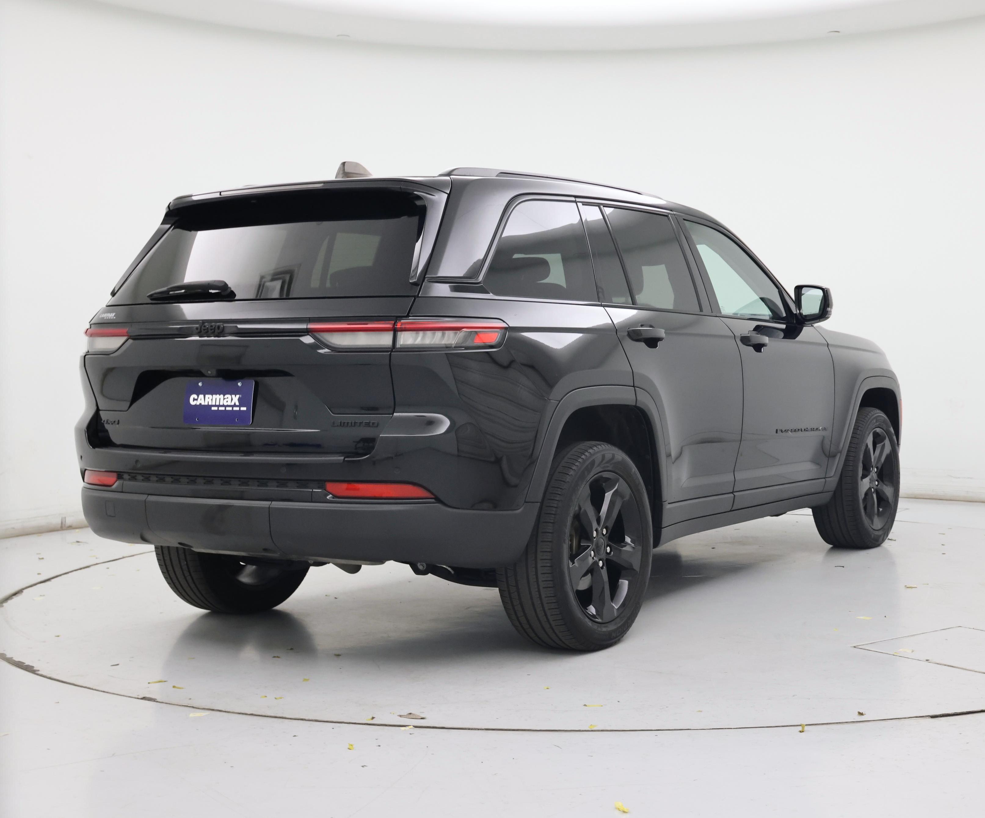 Thumbnail: 2023 Jeep Grand Cherokee - 8