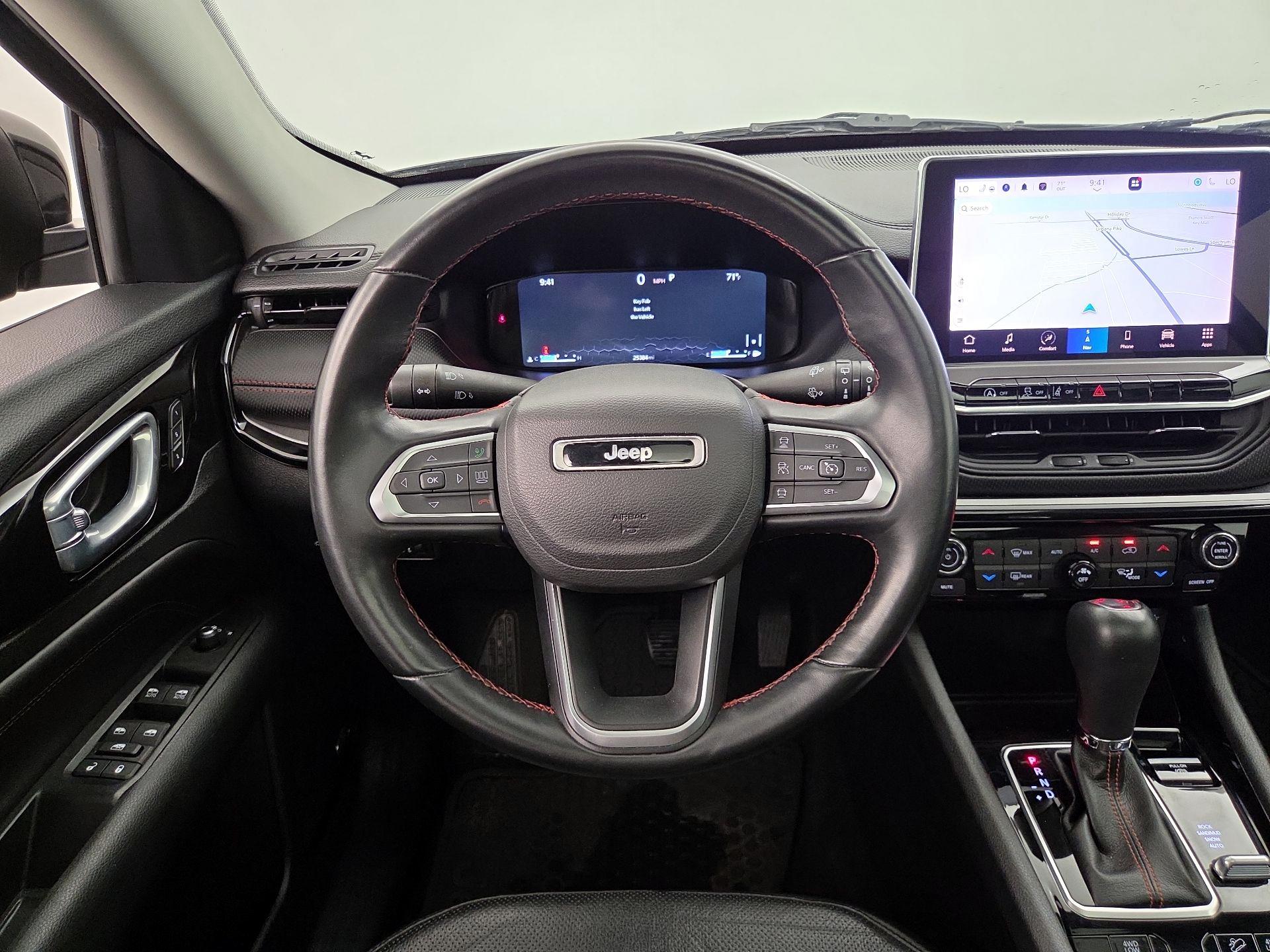 Thumbnail: 2022 Jeep Compass - 10