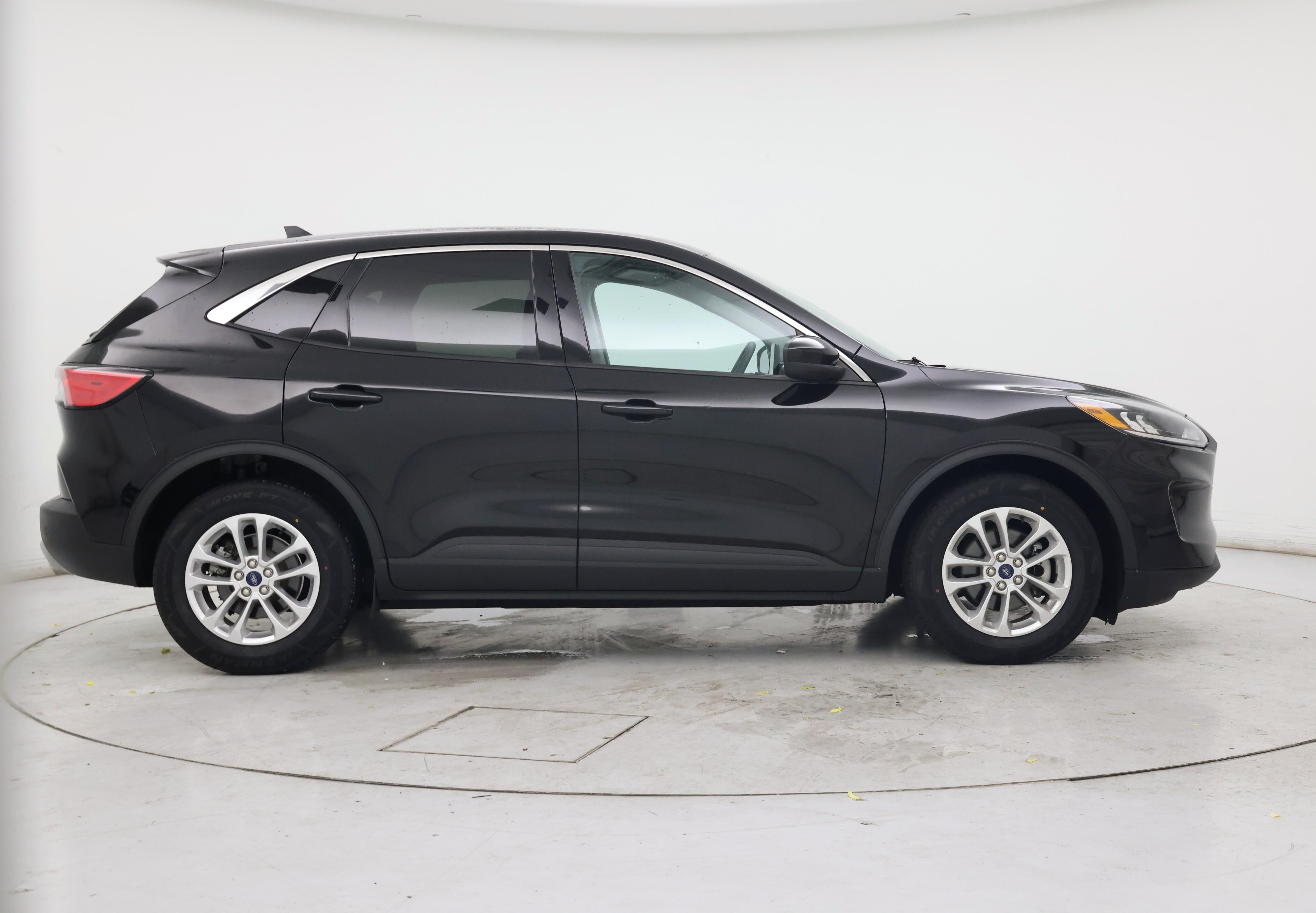 Thumbnail: 2021 Ford Escape - 7