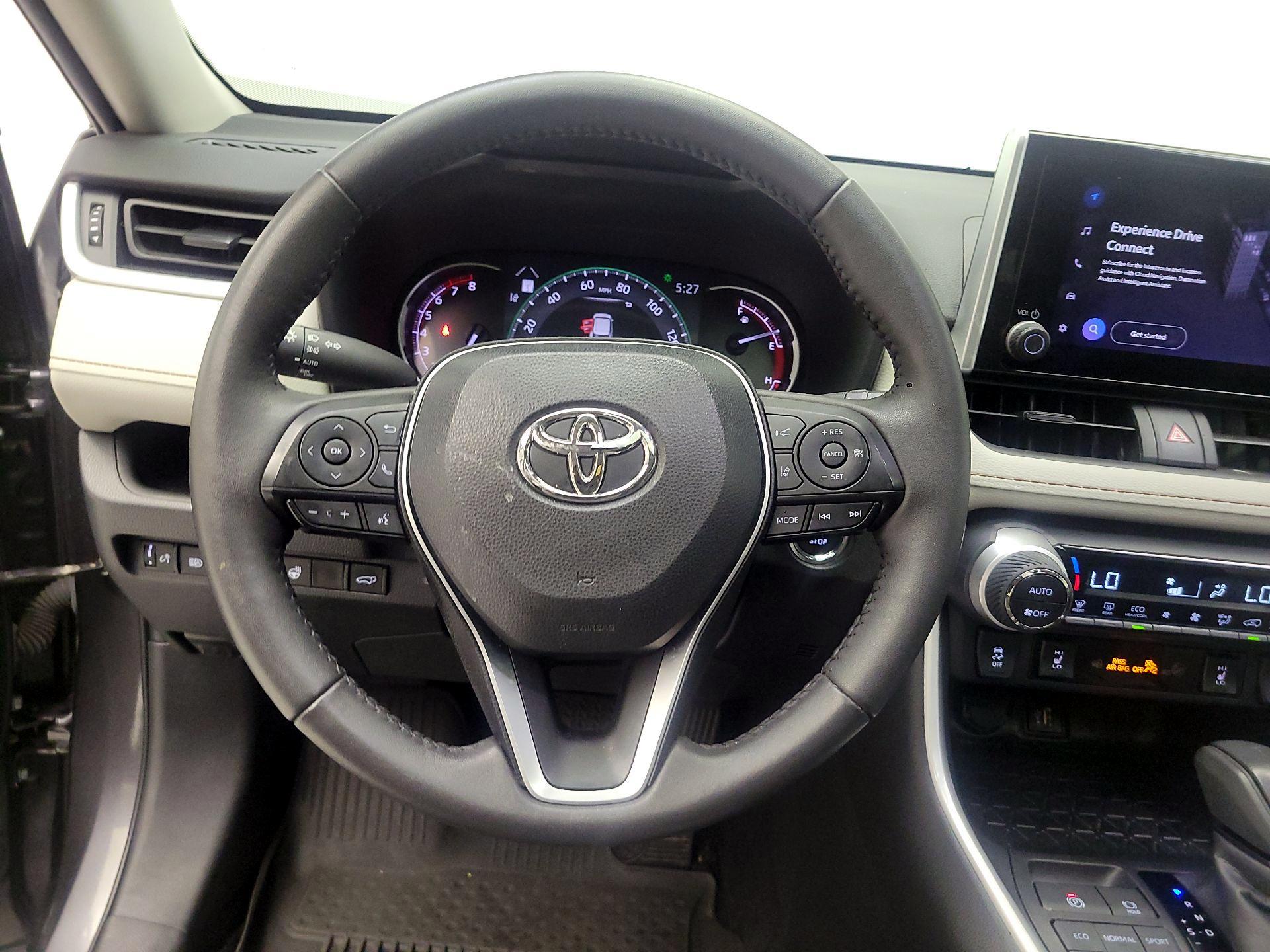 Thumbnail: 2024 Toyota RAV4 - 10