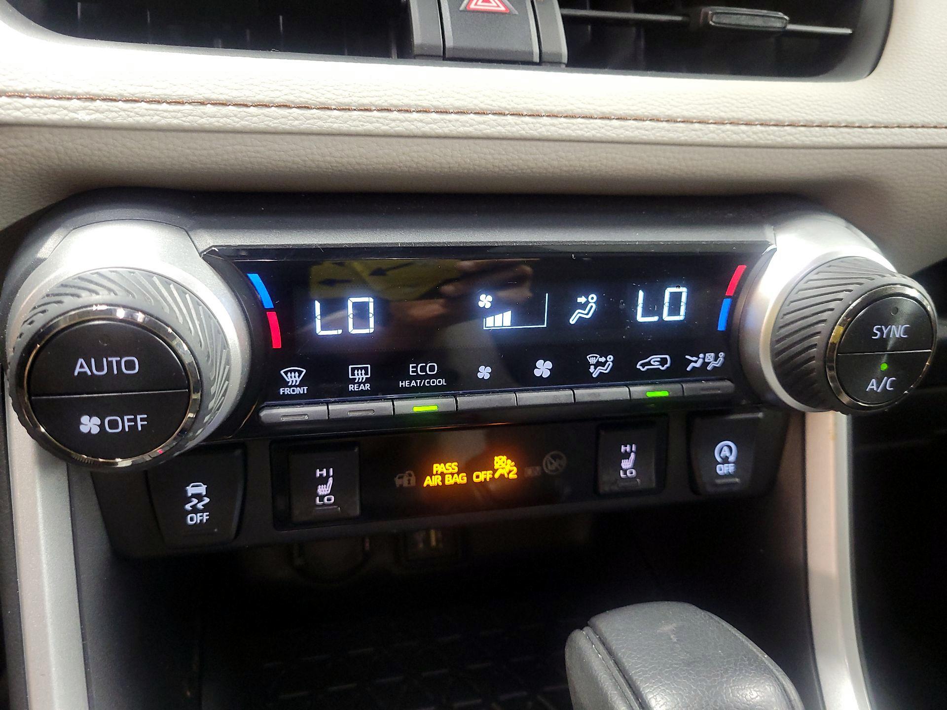 Thumbnail: 2024 Toyota RAV4 - 17