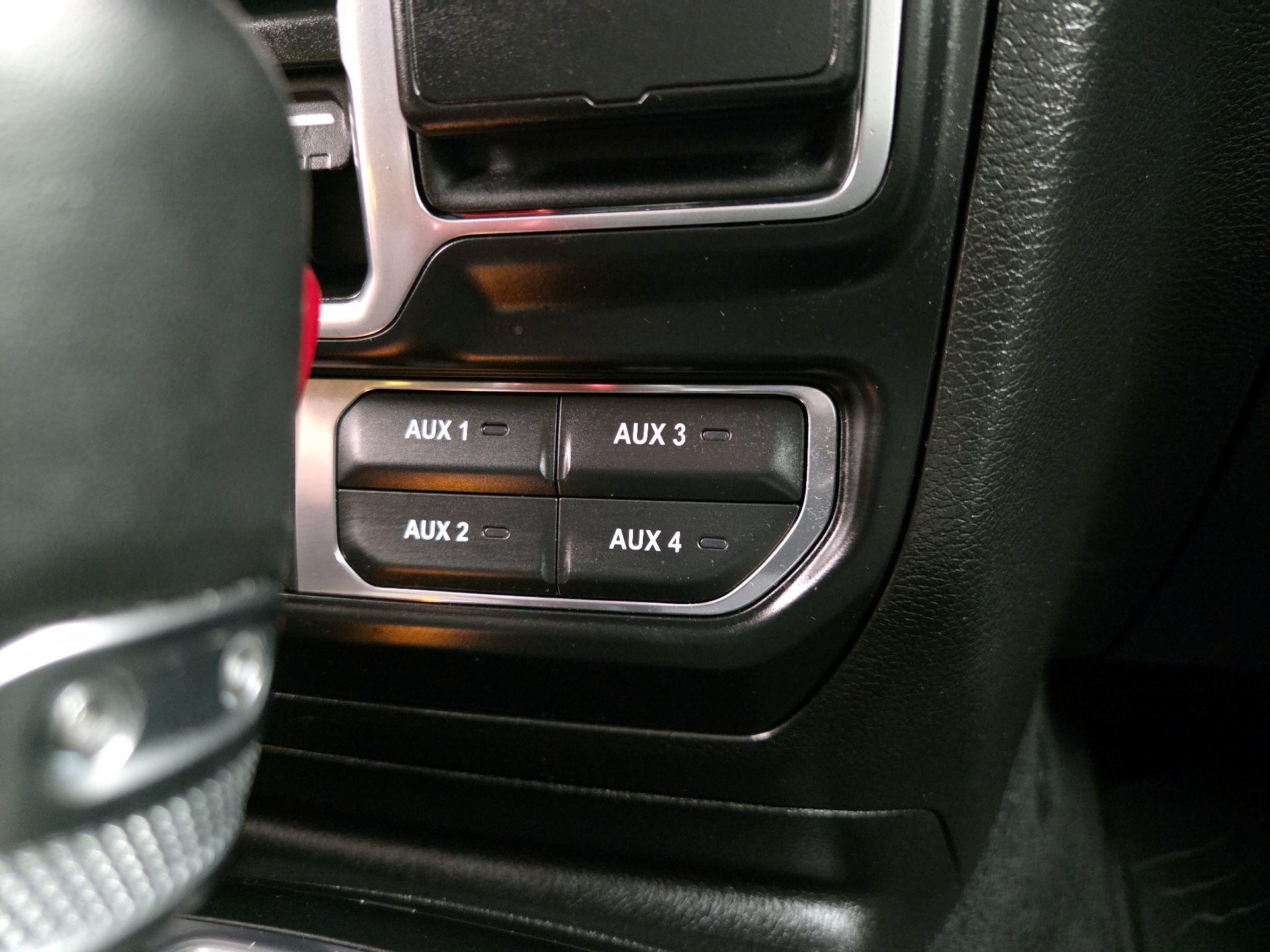 Thumbnail: 2022 Jeep Wrangler - 19