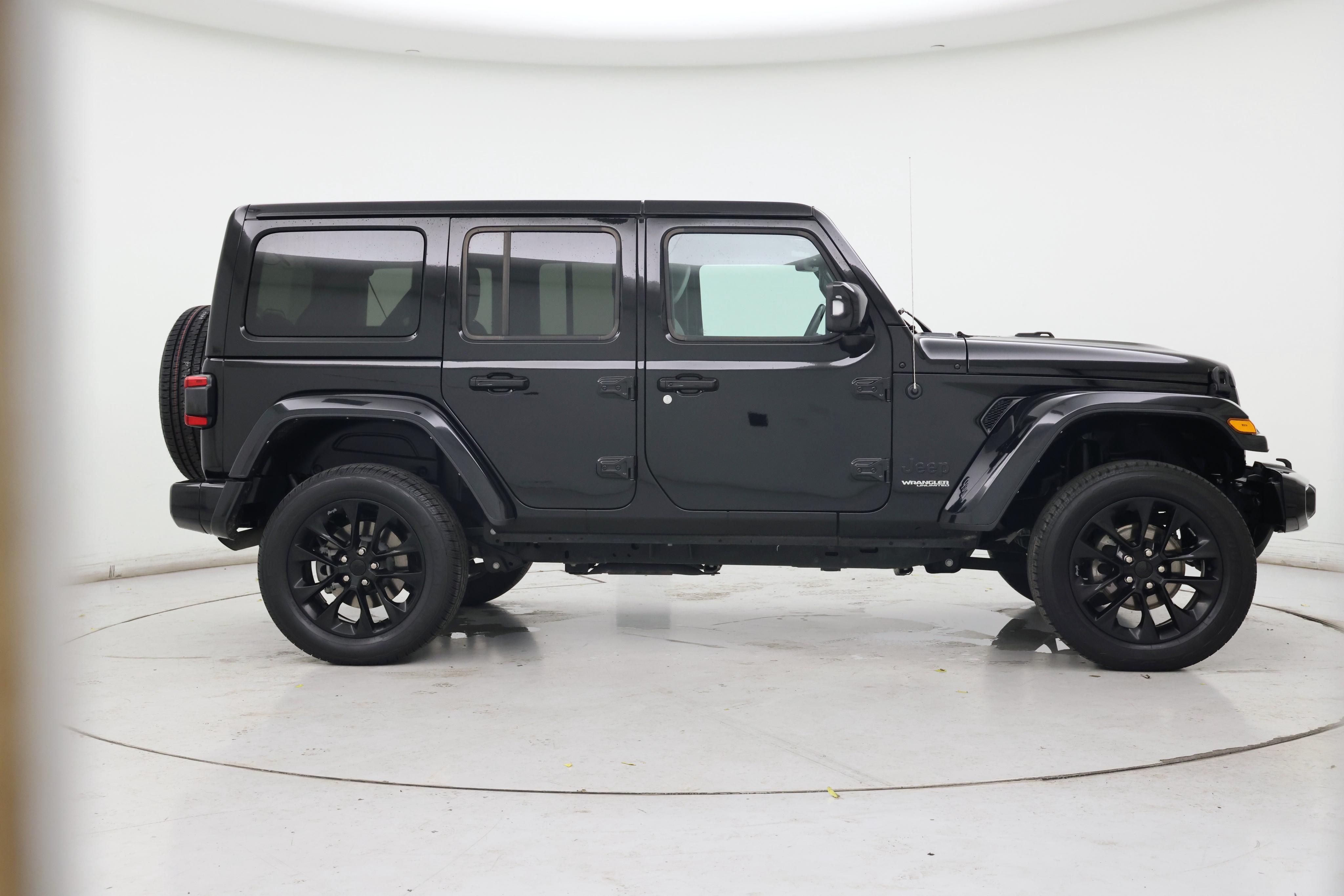 Thumbnail: 2022 Jeep Wrangler - 7