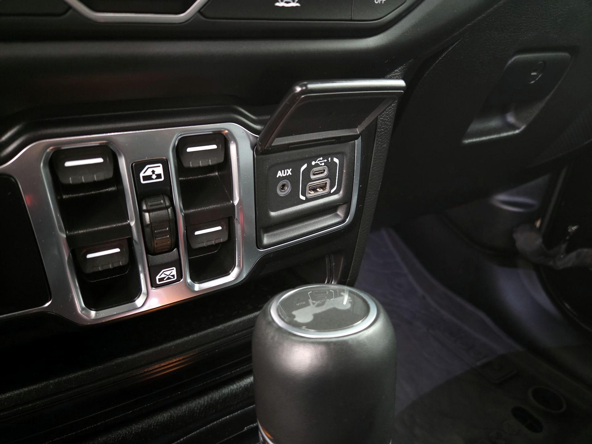 Thumbnail: 2023 Jeep Wrangler - 19