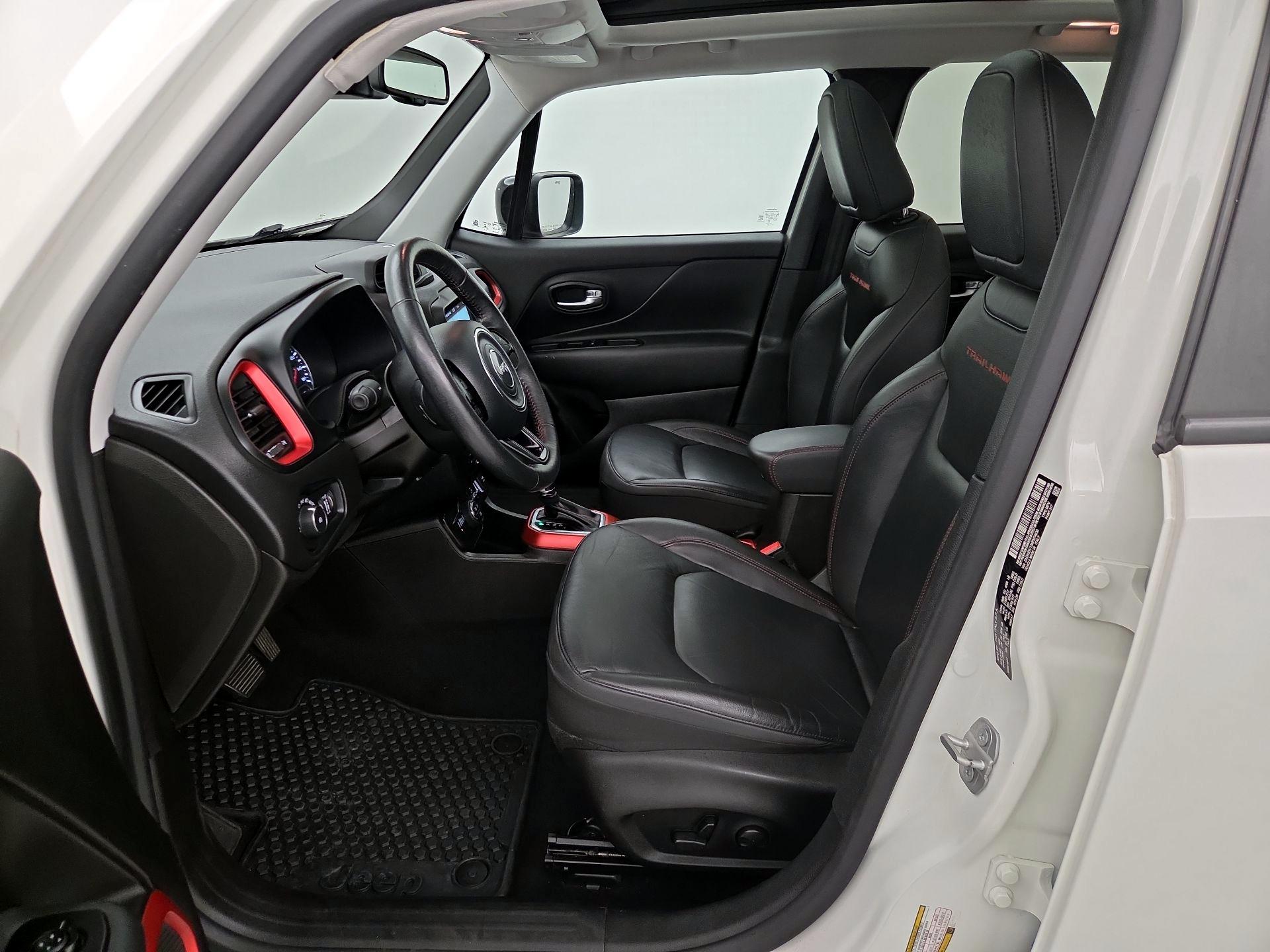 Thumbnail: 2022 Jeep Renegade - 11