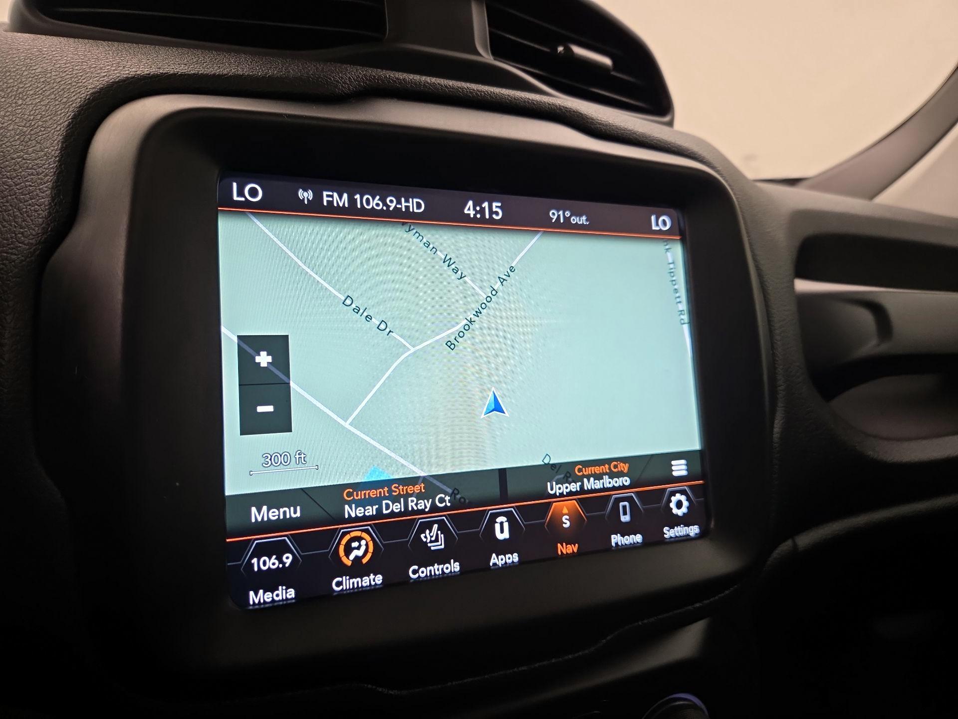 Thumbnail: 2022 Jeep Renegade - 14