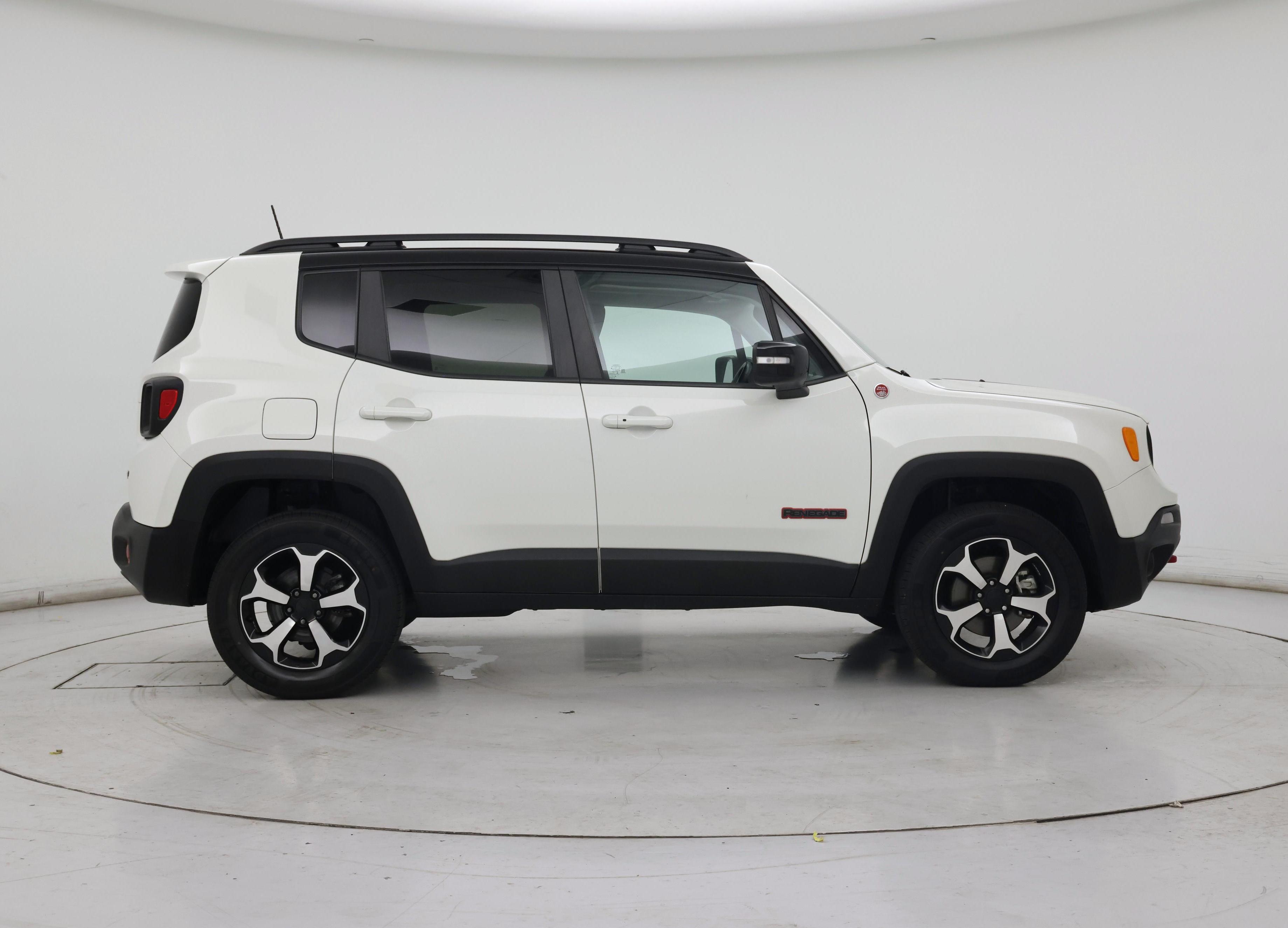 Thumbnail: 2022 Jeep Renegade - 7