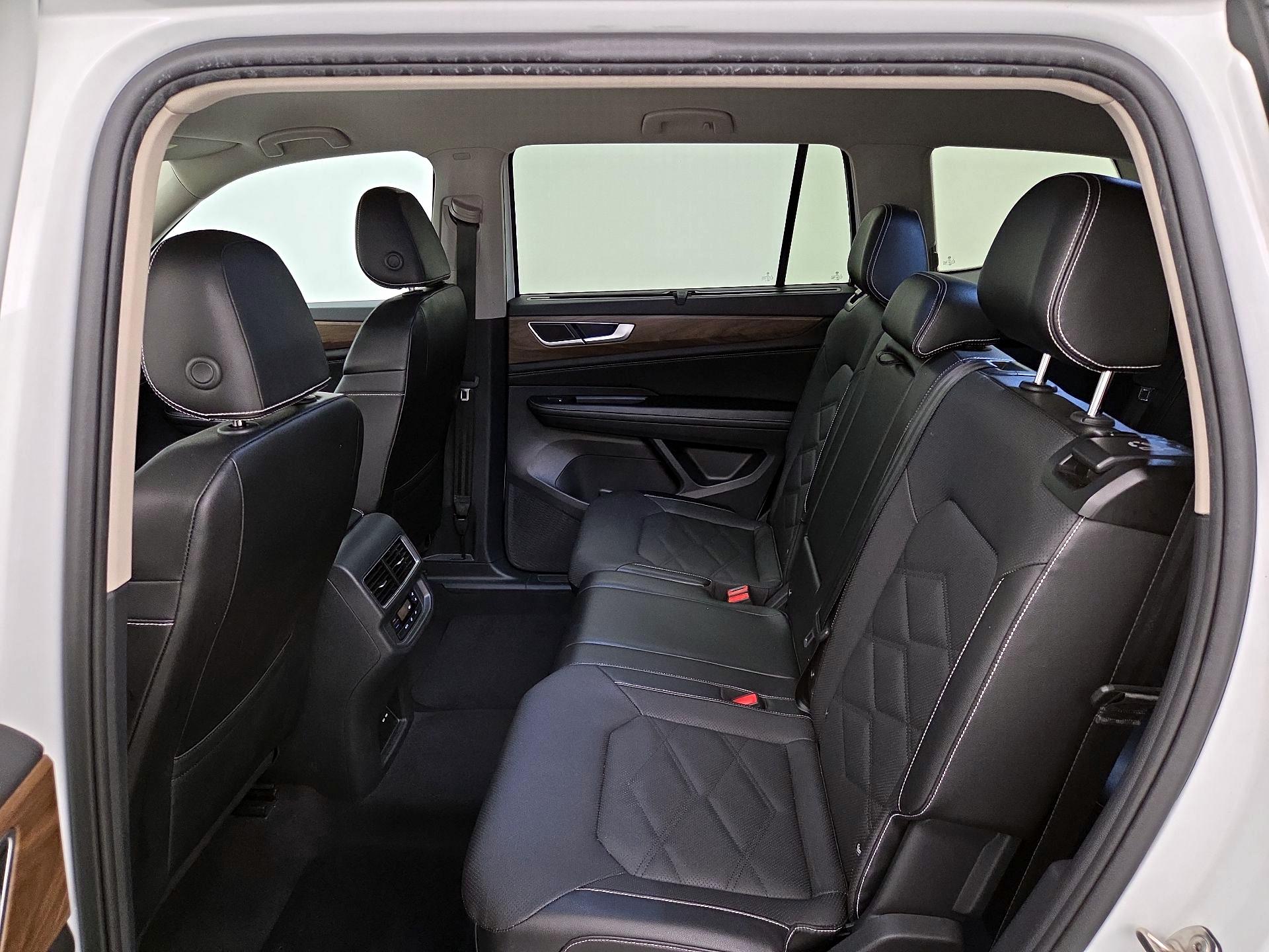 Thumbnail: 2024 Volkswagen Atlas - 20
