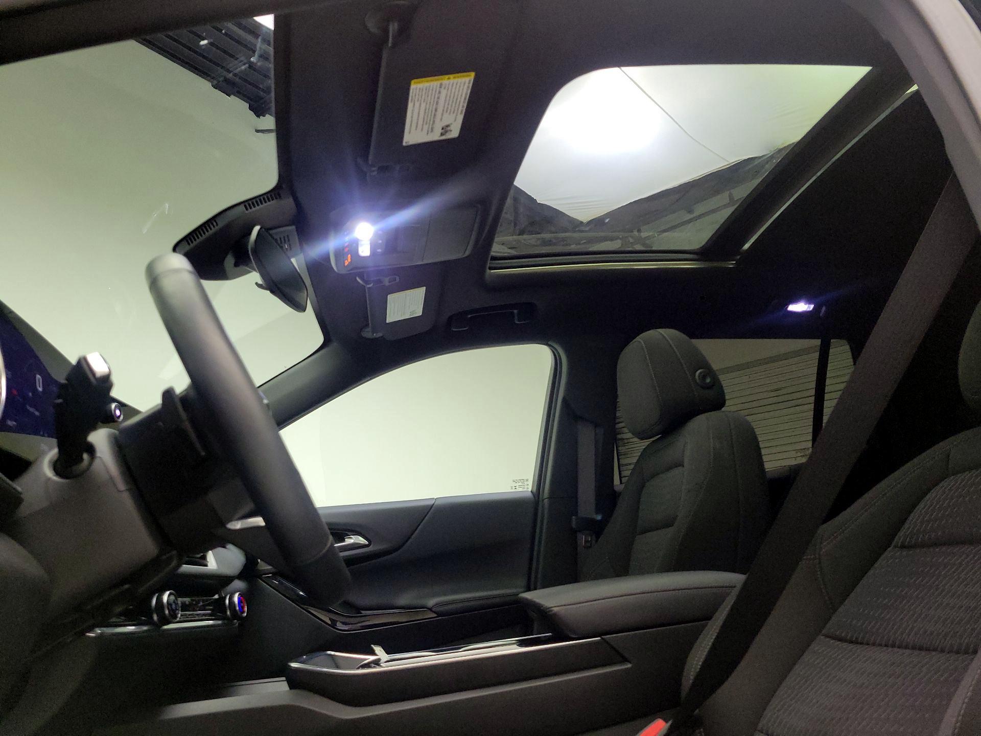 Thumbnail: 2025 Chevrolet Equinox - 20