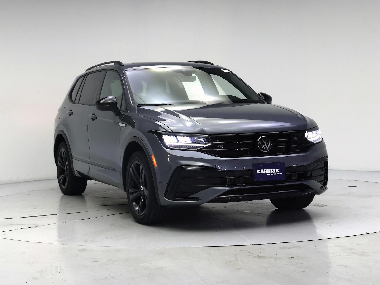2024 Volkswagen Tiguan SE R-LINE BLACK - Photo 2