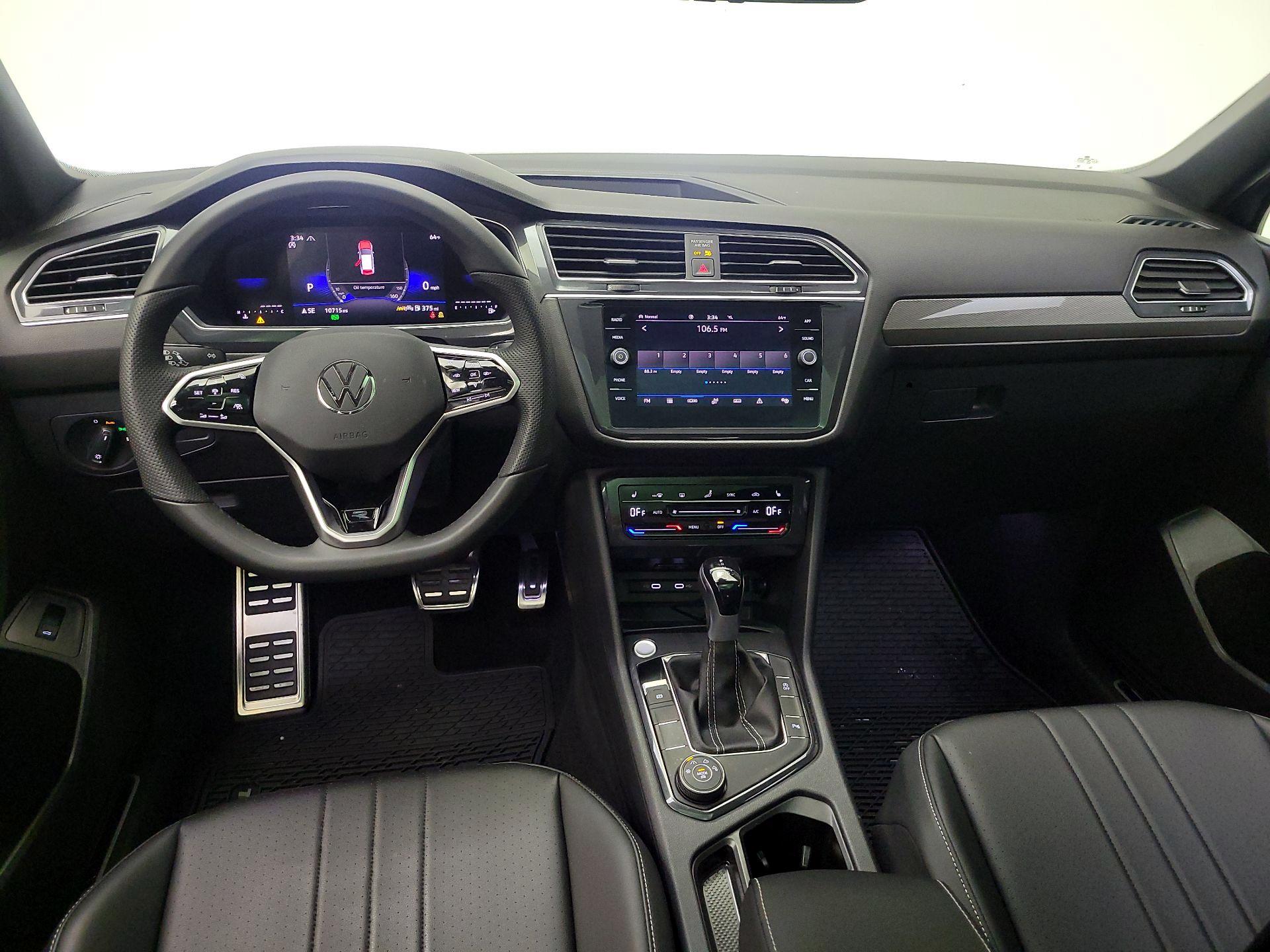 Thumbnail: 2024 Volkswagen Tiguan - 9