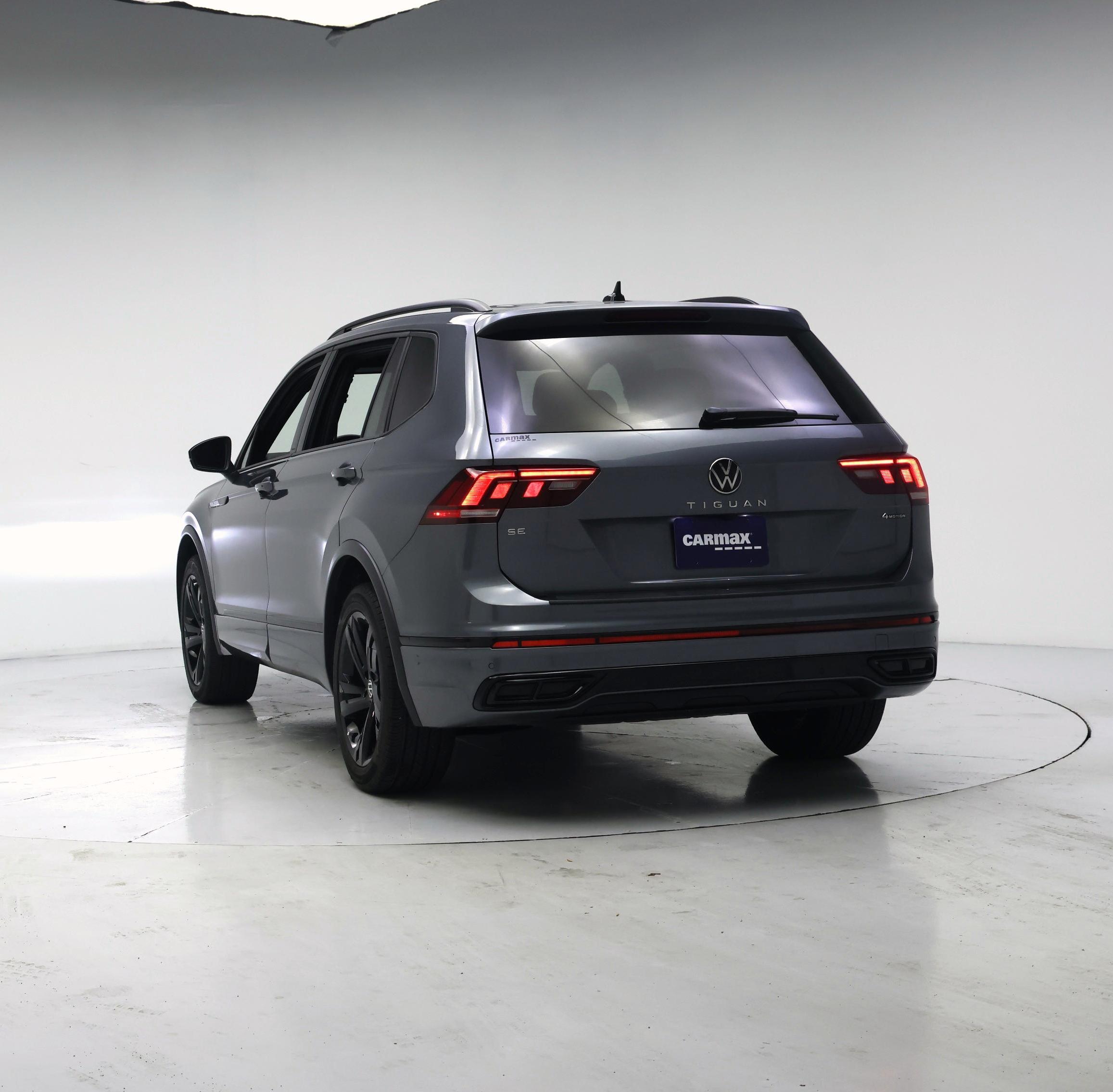 Thumbnail: 2024 Volkswagen Tiguan - 2