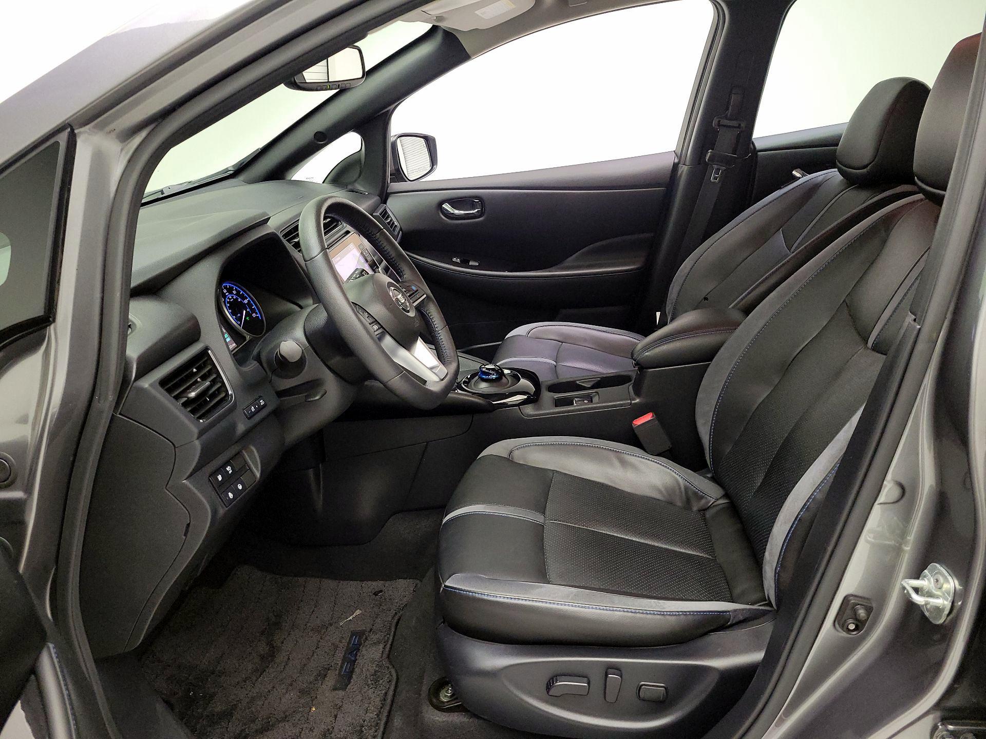 Thumbnail: 2021 Nissan Leaf - 11