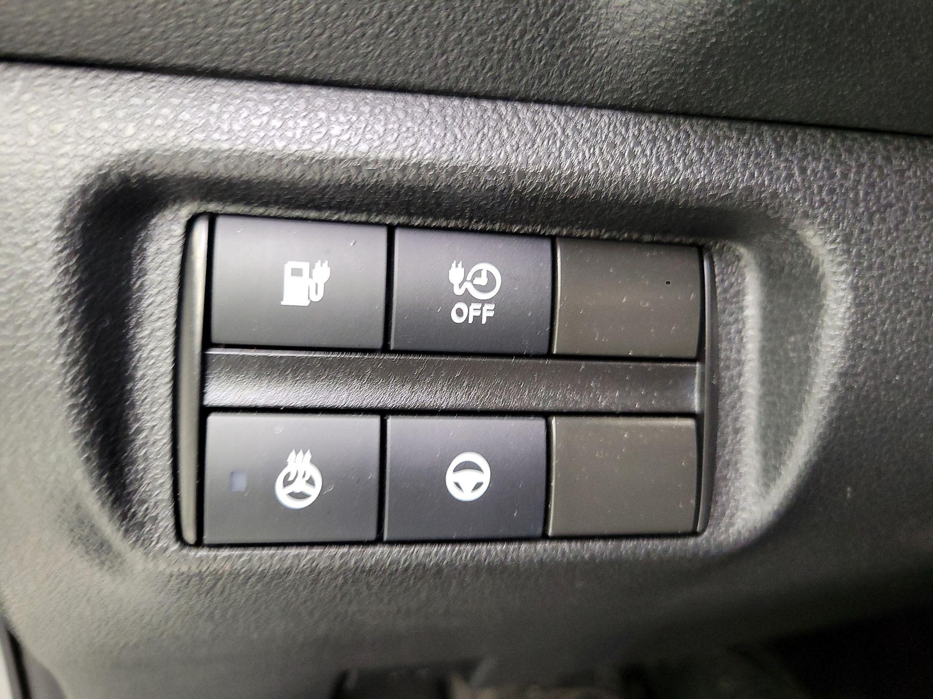 Thumbnail: 2021 Nissan Leaf - 13