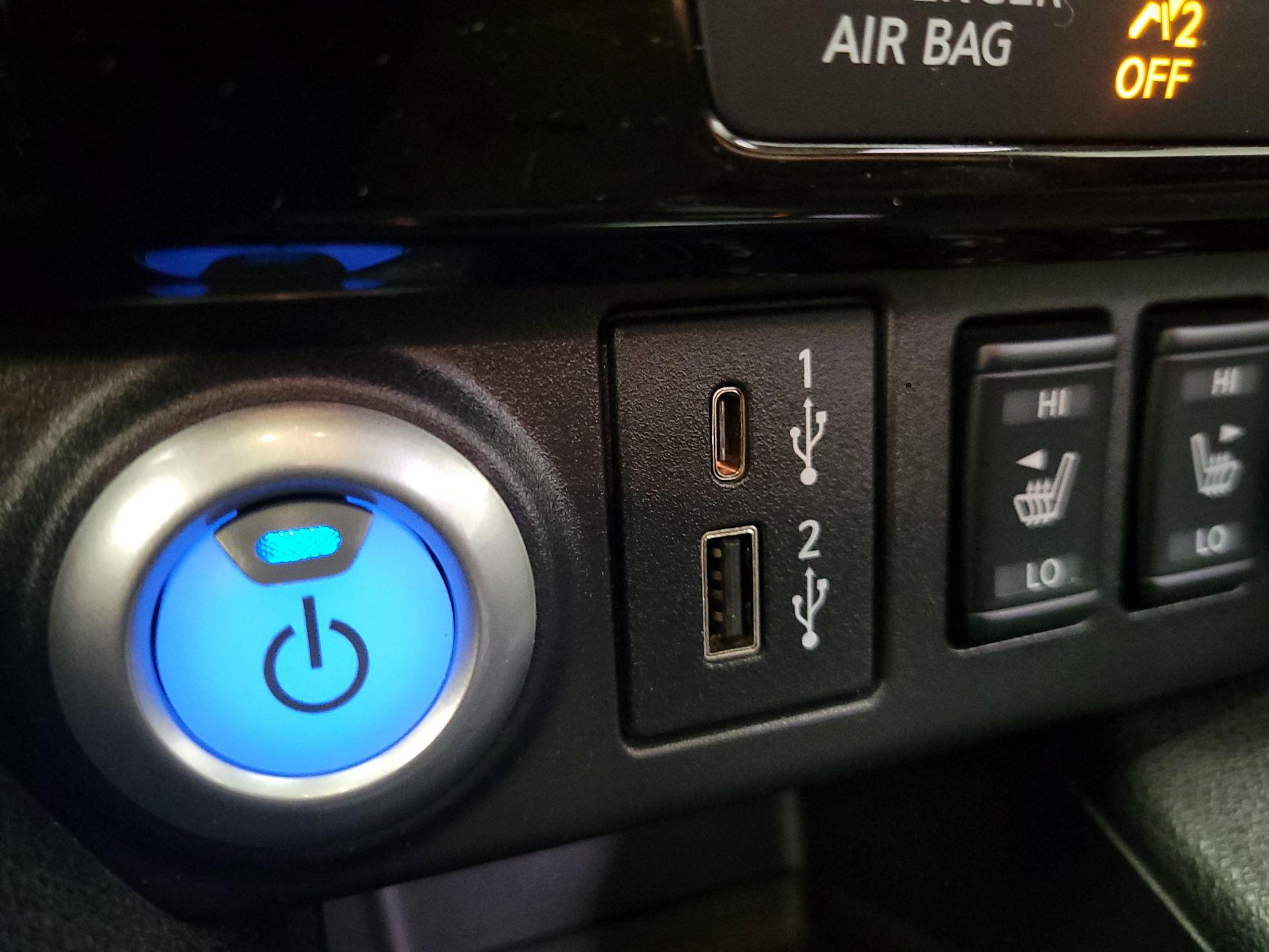 Thumbnail: 2021 Nissan Leaf - 19