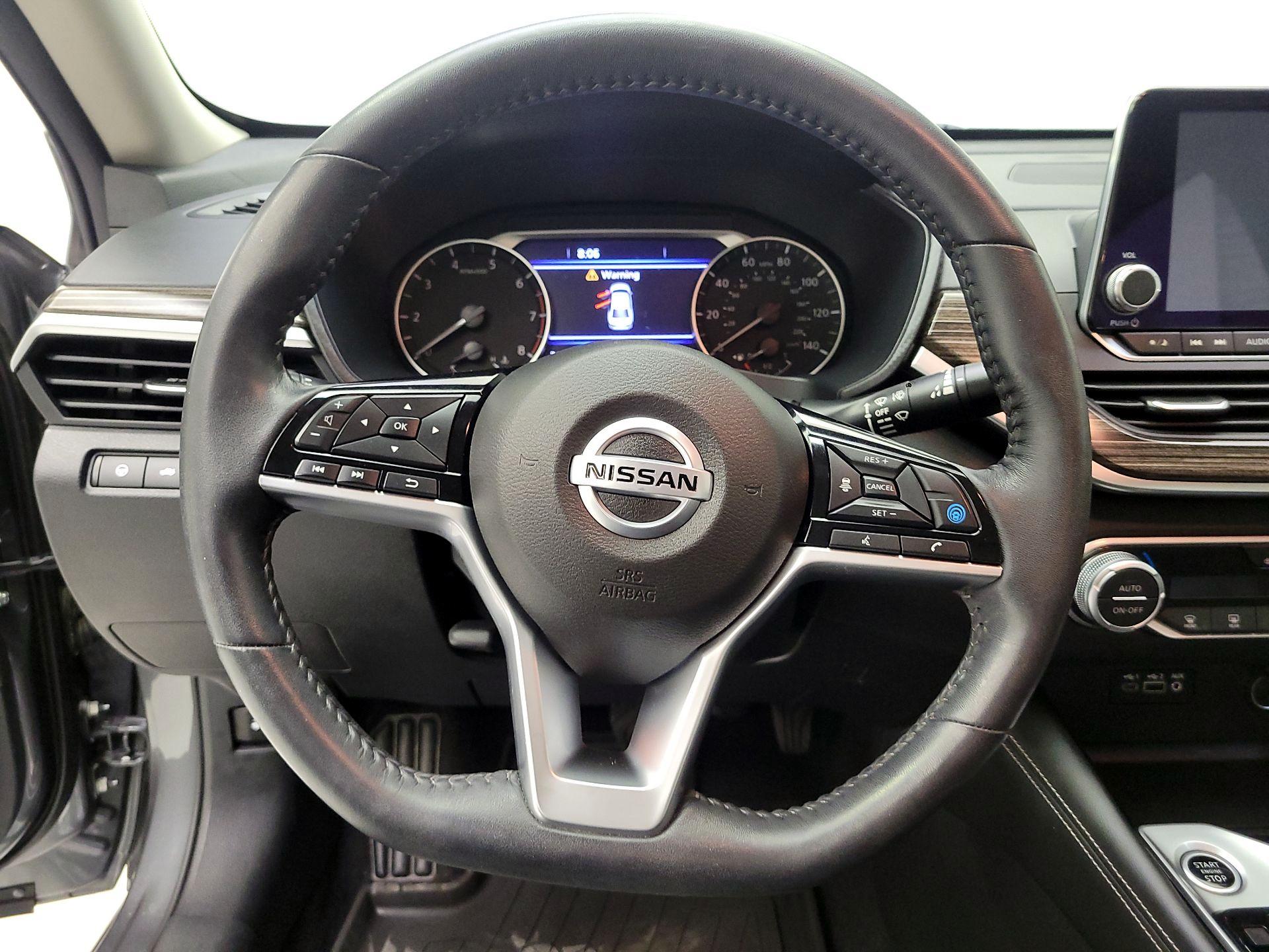 Thumbnail: 2021 Nissan Altima - 10