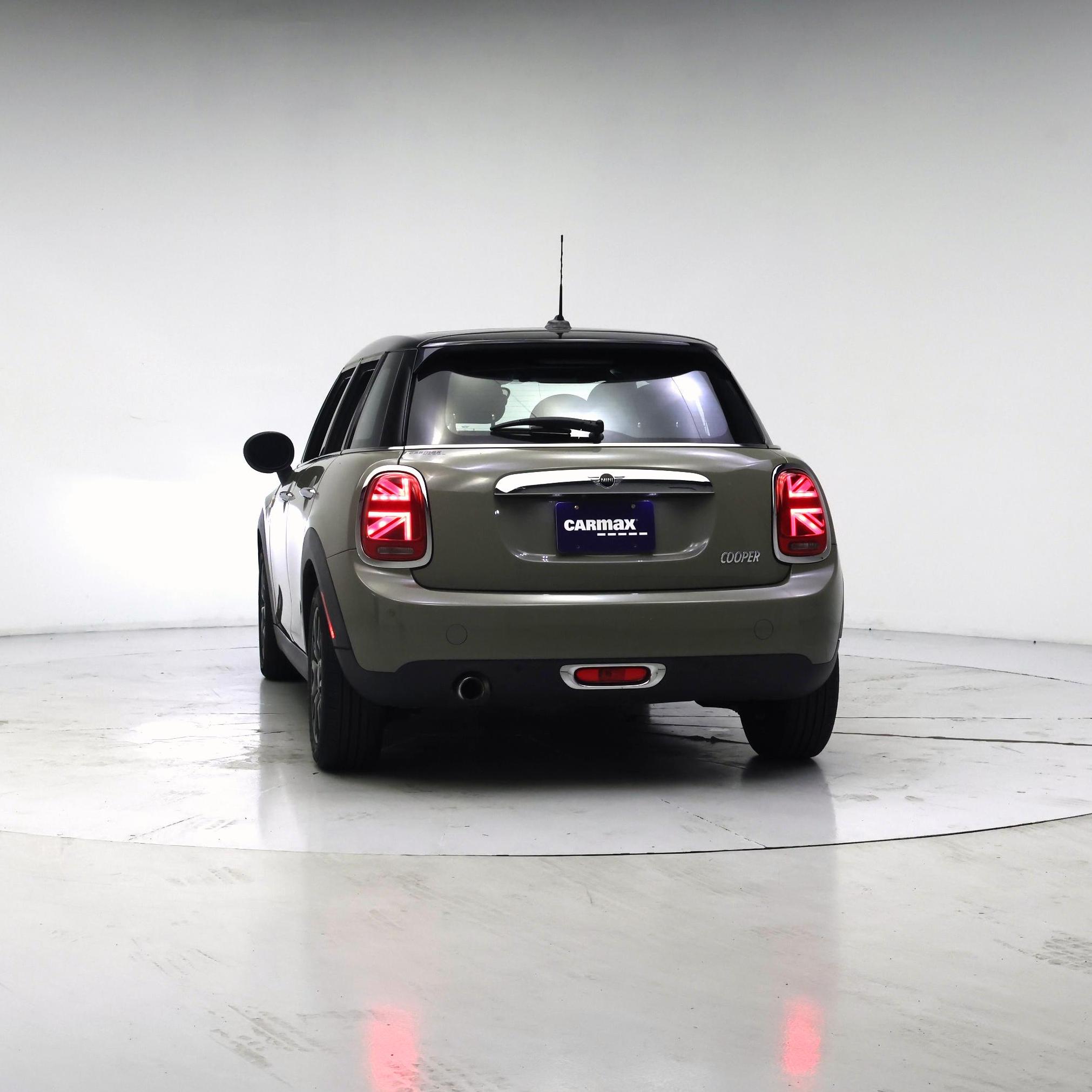 Thumbnail: 2019 MINI Cooper Hardtop - 6