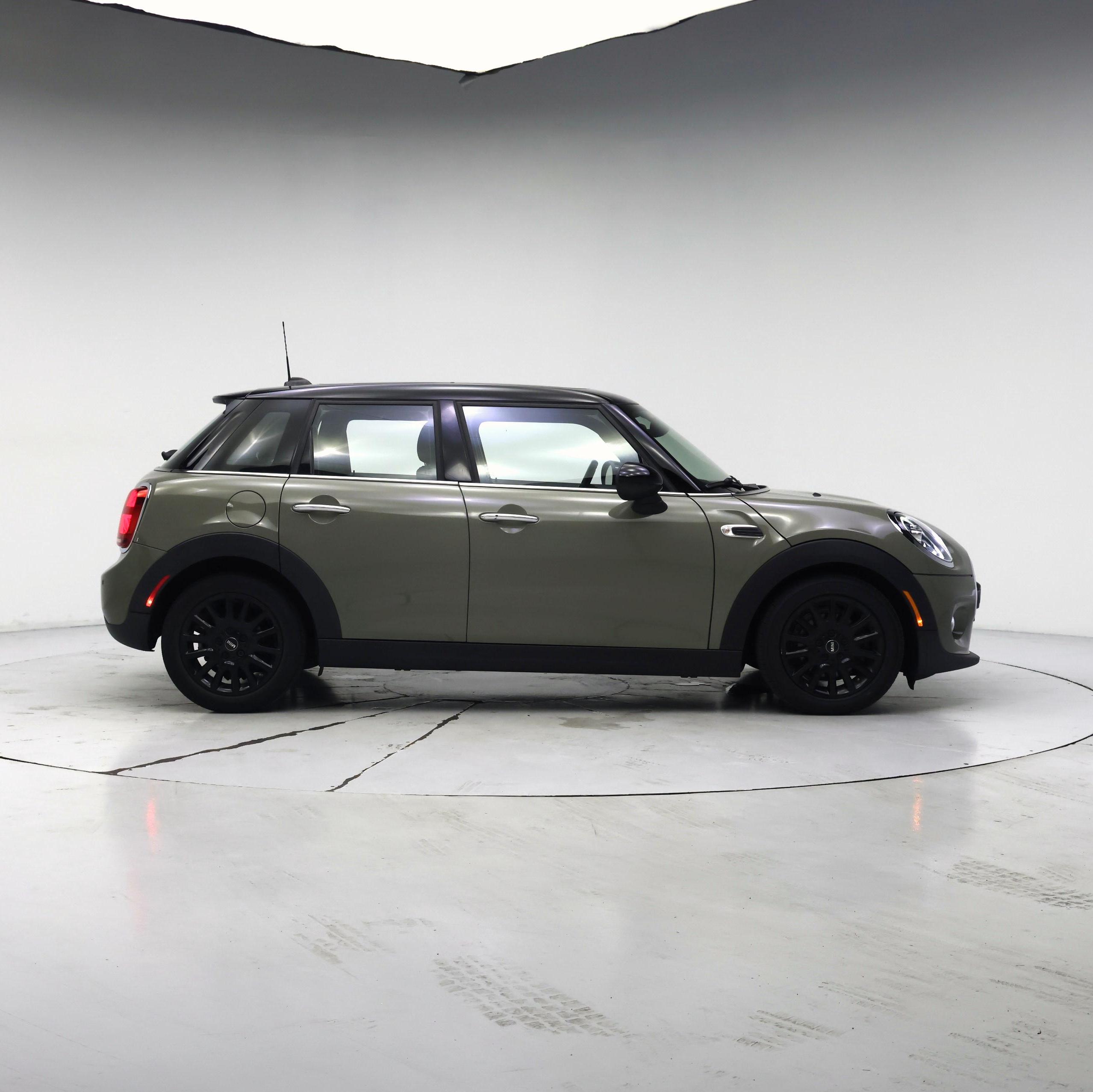 Thumbnail: 2019 MINI Cooper Hardtop - 7