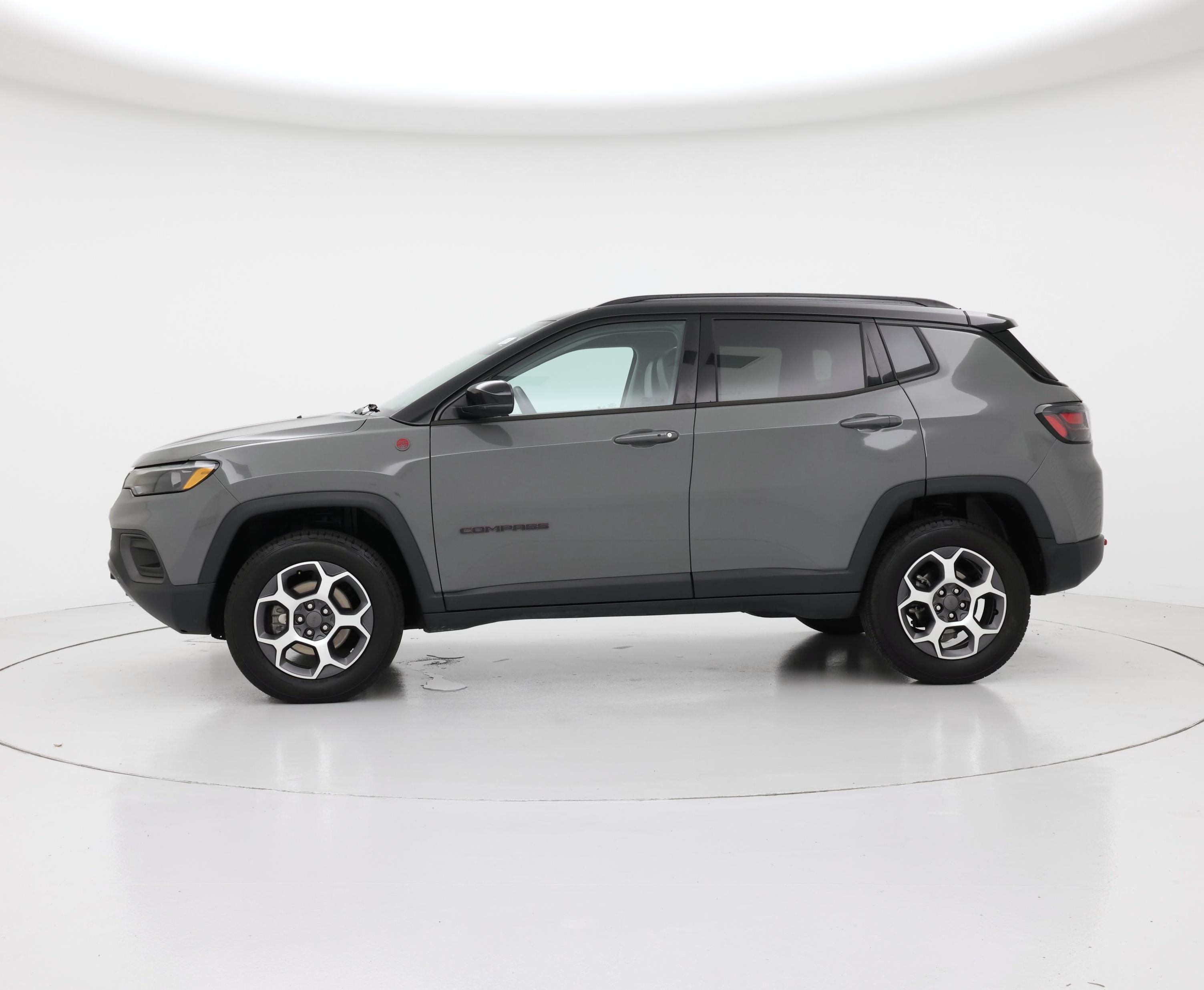 Thumbnail: 2022 Jeep Compass - 3